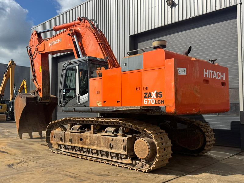 Hitachi ZX670LCH-3 - Telakaivukone: kuva Hitachi ZX670LCH-3 - Telakaivukone Hitachi ZX670LCH-3 - Telakaivukone: kuva Hitachi ZX670LCH-3 - Telakaivukone