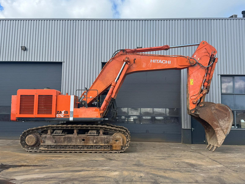 Hitachi ZX670LCH-3 - Telakaivukone: kuva Hitachi ZX670LCH-3 - Telakaivukone Hitachi ZX670LCH-3 - Telakaivukone: kuva Hitachi ZX670LCH-3 - Telakaivukone