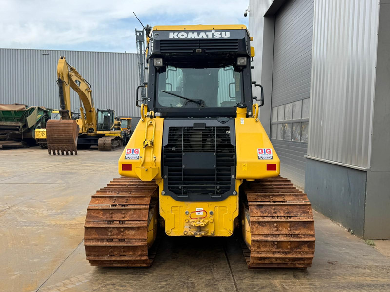 Komatsu D51PXi-24 | TOPCON - Puskutraktori: kuva Komatsu D51PXi-24 | TOPCON - Puskutraktori Komatsu D51PXi-24 | TOPCON - Puskutraktori: kuva Komatsu D51PXi-24 | TOPCON - Puskutraktori