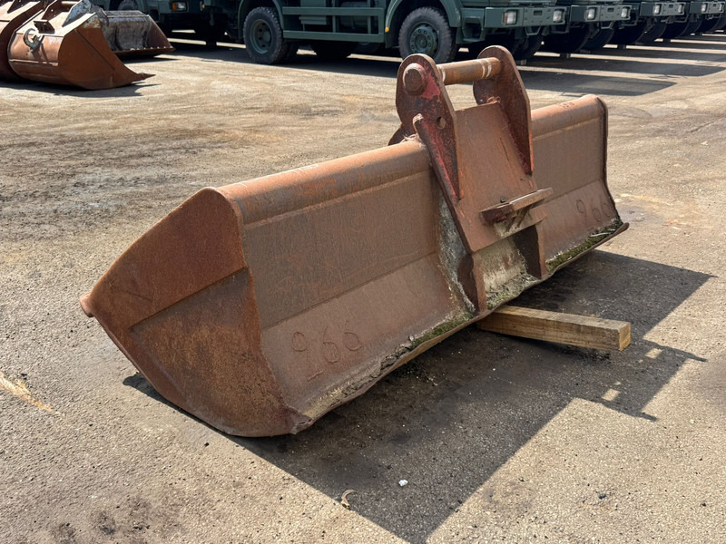 Lehnhoff Cleaning bucket ng4-2500 Lehnhoff MS25 - Kauha: kuva Lehnhoff Cleaning bucket ng4-2500 Lehnhoff MS25 - Kauha Lehnhoff Cleaning bucket ng4-2500 Lehnhoff MS25 - Kauha: kuva Lehnhoff Cleaning bucket ng4-2500 Lehnhoff MS25 - Kauha