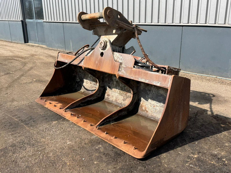 Lehnhoff Kantelbak NGT4-2400 MS25 - Kauha: kuva Lehnhoff Kantelbak NGT4-2400 MS25 - Kauha Lehnhoff Kantelbak NGT4-2400 MS25 - Kauha: kuva Lehnhoff Kantelbak NGT4-2400 MS25 - Kauha