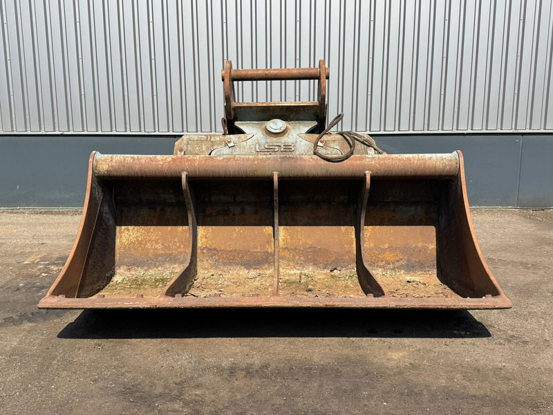 Lehnhoff Tilting Bucket ngt-3000 Lehnhoff HS40 - Kauha: kuva Lehnhoff Tilting Bucket ngt-3000 Lehnhoff HS40 - Kauha Lehnhoff Tilting Bucket ngt-3000 Lehnhoff HS40 - Kauha: kuva Lehnhoff Tilting Bucket ngt-3000 Lehnhoff HS40 - Kauha