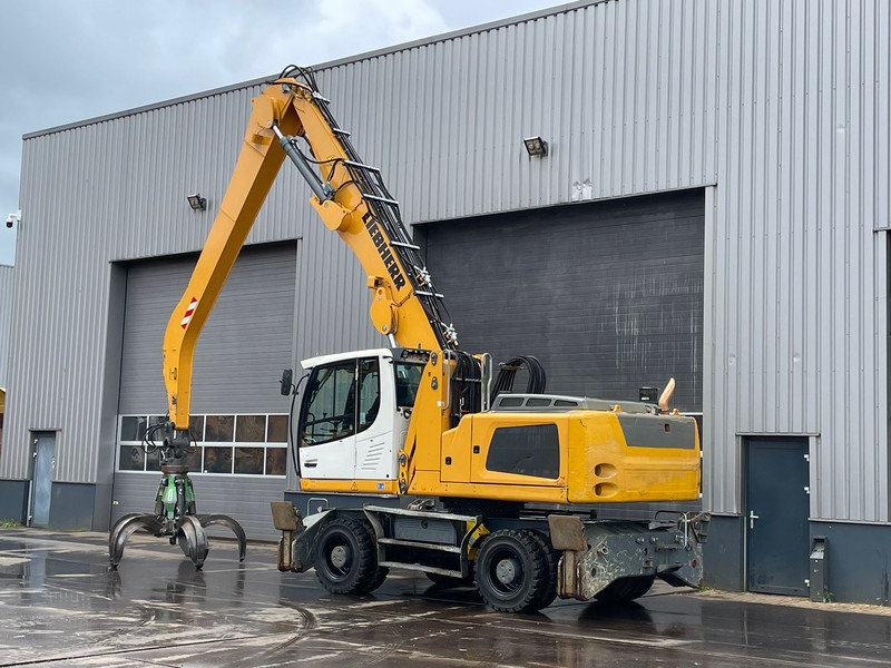 Liebherr LH30 M - Material Handler - Materiaalinkäsittelykone: kuva Liebherr LH30 M - Material Handler - Materiaalinkäsittelykone Liebherr LH30 M - Material Handler - Materiaalinkäsittelykone: kuva Liebherr LH30 M - Material Handler - Materiaalinkäsittelykone