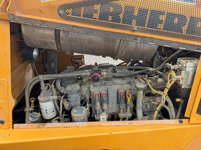 Puskutraktori Liebherr PR736 LGP | PAT Blade: kuva Puskutraktori Liebherr PR736 LGP | PAT Blade