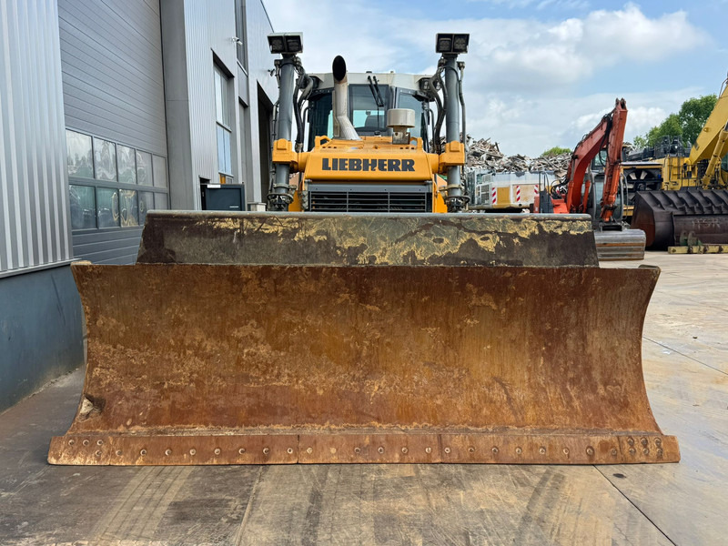 Puskutraktori Liebherr PR736 LGP | PAT Blade: kuva Puskutraktori Liebherr PR736 LGP | PAT Blade