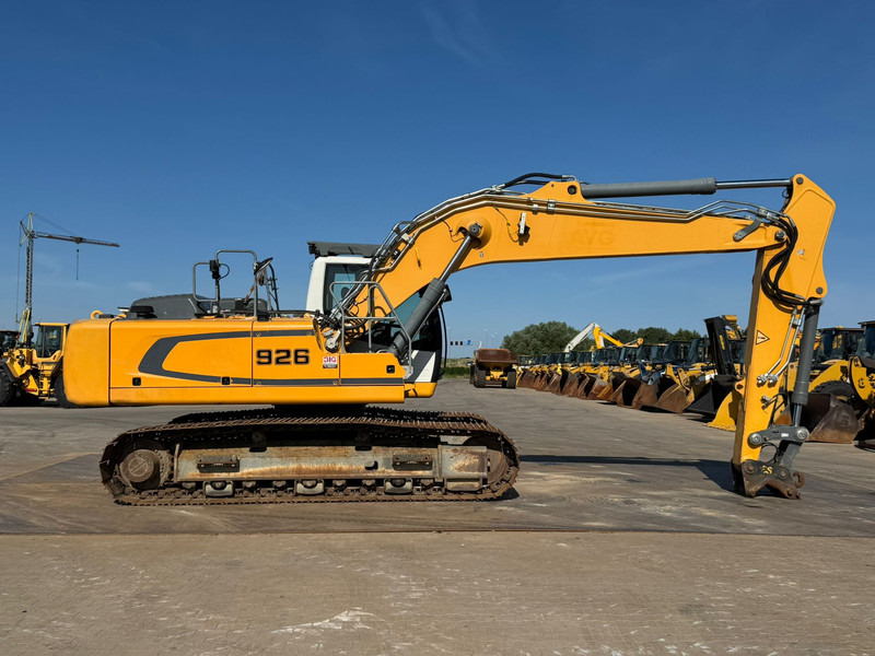 Liebherr R926 LC - Telakaivukone: kuva Liebherr R926 LC - Telakaivukone Liebherr R926 LC - Telakaivukone: kuva Liebherr R926 LC - Telakaivukone