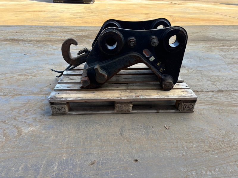 Verachtert CW45S CW-45S-H.5.N CB-Linkage - Pikaliitin: kuva Verachtert CW45S CW-45S-H.5.N CB-Linkage - Pikaliitin Verachtert CW45S CW-45S-H.5.N CB-Linkage - Pikaliitin: kuva Verachtert CW45S CW-45S-H.5.N CB-Linkage - Pikaliitin