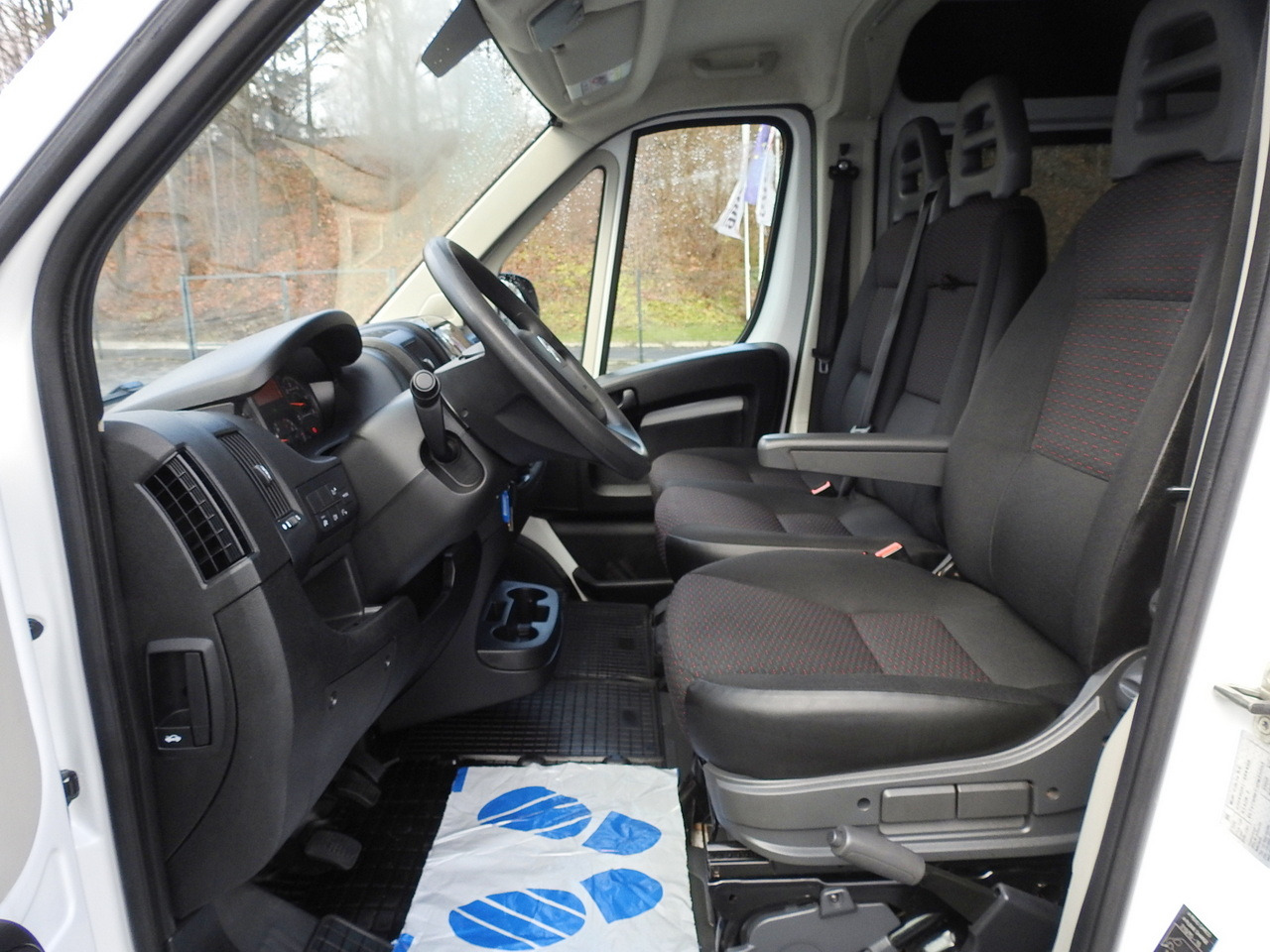 Pakettiauto CITROEN JUMPER BOX DELIVERY VAN 6 SEATS AIR CONDITIONING  140HP: kuva Pakettiauto CITROEN JUMPER BOX DELIVERY VAN 6 SEATS AIR CONDITIONING  140HP