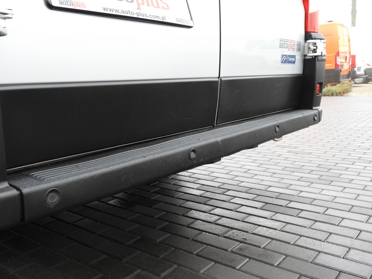 Pakettiauto CITROEN JUMPER  BOX DELIVERY VAN 7 SEATS CRUISE CONTROL LED LIGHTS AIR CONDITIONING  165HP: kuva Pakettiauto CITROEN JUMPER  BOX DELIVERY VAN 7 SEATS CRUISE CONTROL LED LIGHTS AIR CONDITIONING  165HP