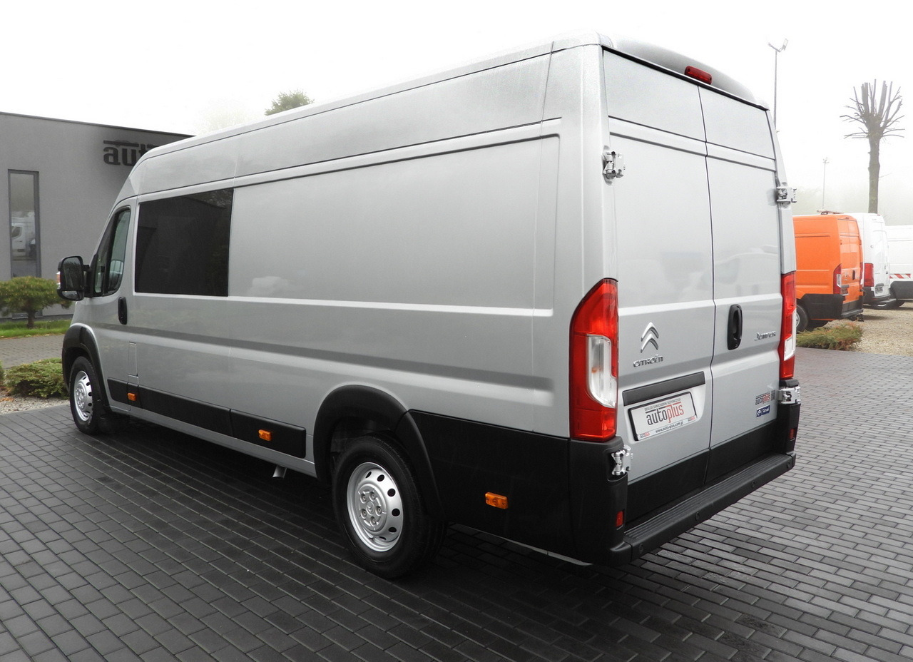 Pakettiauto CITROEN JUMPER  BOX DELIVERY VAN 7 SEATS CRUISE CONTROL LED LIGHTS AIR CONDITIONING  165HP: kuva Pakettiauto CITROEN JUMPER  BOX DELIVERY VAN 7 SEATS CRUISE CONTROL LED LIGHTS AIR CONDITIONING  165HP