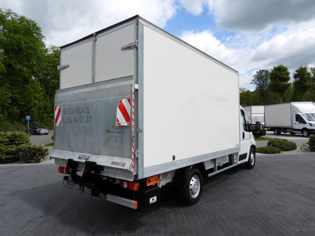 CITROEN JUMPER BOX LIFT 8 PALLETS CRUISE CONTROL NAVIGATION AIR CONDITIONING 165HP - Jakeluauto: kuva CITROEN JUMPER BOX LIFT 8 PALLETS CRUISE CONTROL NAVIGATION AIR CONDITIONING 165HP - Jakeluauto CITROEN JUMPER BOX LIFT 8 PALLETS CRUISE CONTROL NAVIGATION AIR CONDITIONING 165HP - Jakeluauto: kuva CITROEN JUMPER BOX LIFT 8 PALLETS CRUISE CONTROL NAVIGATION AIR CONDITIONING 165HP - Jakeluauto