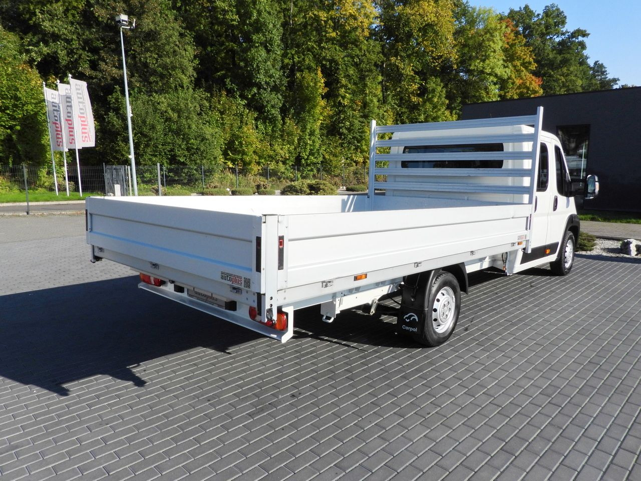 Jatko-ohjaamo kevyt kuorma-auto CITROEN JUMPER STAKE BODY DOUBLE CABIN DOKA 7 SEATS PNEUMATICS AIR CONDITIONING  140HP: kuva Jatko-ohjaamo kevyt kuorma-auto CITROEN JUMPER STAKE BODY DOUBLE CABIN DOKA 7 SEATS PNEUMATICS AIR CONDITIONING  140HP