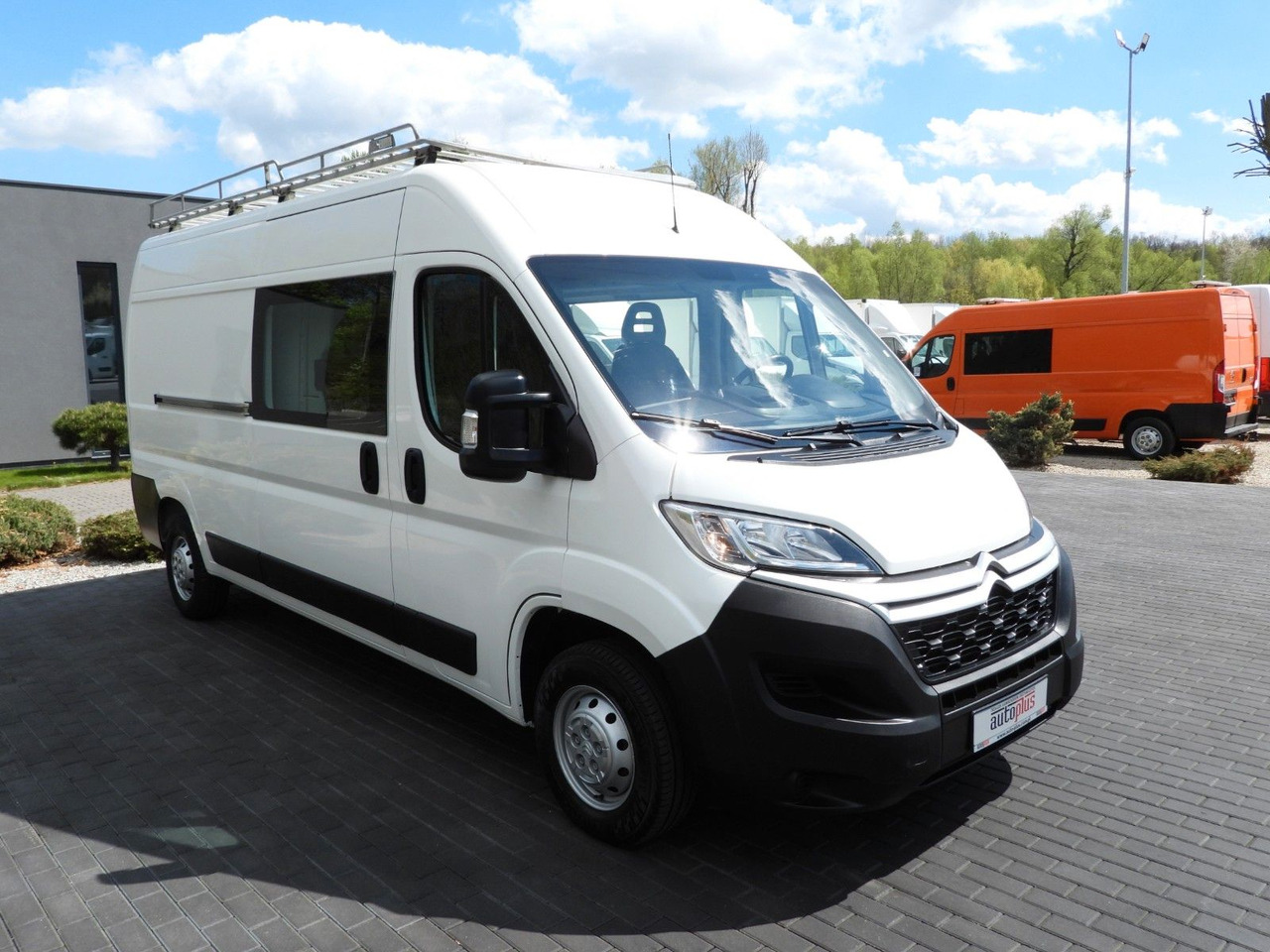 Citroën JUMPER KASTENWAGEN DOPPELKABINE 7 SITZE TEMPOMAT - Pakettiauto, Jatko-ohjaamo kevyt kuorma-auto: kuva Citroën JUMPER KASTENWAGEN DOPPELKABINE 7 SITZE TEMPOMAT - Pakettiauto, Jatko-ohjaamo kevyt kuorma-auto Citroën JUMPER KASTENWAGEN DOPPELKABINE 7 SITZE TEMPOMAT - Pakettiauto, Jatko-ohjaamo kevyt kuorma-auto: kuva Citroën JUMPER KASTENWAGEN DOPPELKABINE 7 SITZE TEMPOMAT - Pakettiauto, Jatko-ohjaamo kevyt kuorma-auto