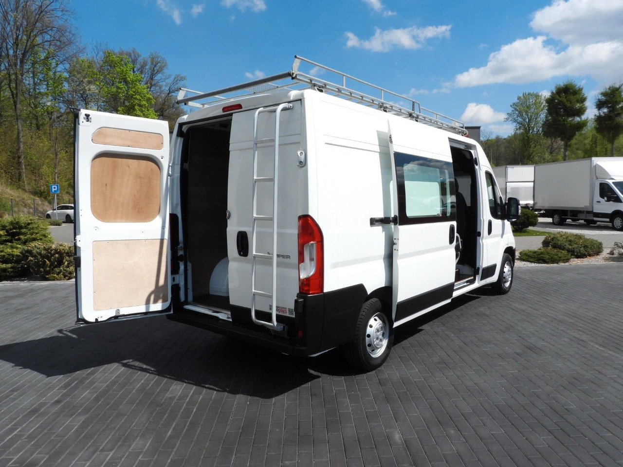 Citroën JUMPER KASTENWAGEN DOPPELKABINE 7 SITZE TEMPOMAT - Pakettiauto, Jatko-ohjaamo kevyt kuorma-auto: kuva Citroën JUMPER KASTENWAGEN DOPPELKABINE 7 SITZE TEMPOMAT - Pakettiauto, Jatko-ohjaamo kevyt kuorma-auto Citroën JUMPER KASTENWAGEN DOPPELKABINE 7 SITZE TEMPOMAT - Pakettiauto, Jatko-ohjaamo kevyt kuorma-auto: kuva Citroën JUMPER KASTENWAGEN DOPPELKABINE 7 SITZE TEMPOMAT - Pakettiauto, Jatko-ohjaamo kevyt kuorma-auto