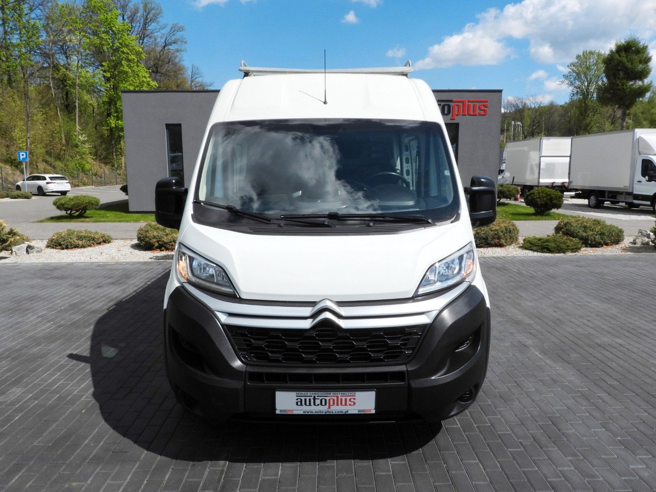 Citroën JUMPER KASTENWAGEN DOPPELKABINE 7 SITZE TEMPOMAT - Pakettiauto, Jatko-ohjaamo kevyt kuorma-auto: kuva Citroën JUMPER KASTENWAGEN DOPPELKABINE 7 SITZE TEMPOMAT - Pakettiauto, Jatko-ohjaamo kevyt kuorma-auto Citroën JUMPER KASTENWAGEN DOPPELKABINE 7 SITZE TEMPOMAT - Pakettiauto, Jatko-ohjaamo kevyt kuorma-auto: kuva Citroën JUMPER KASTENWAGEN DOPPELKABINE 7 SITZE TEMPOMAT - Pakettiauto, Jatko-ohjaamo kevyt kuorma-auto