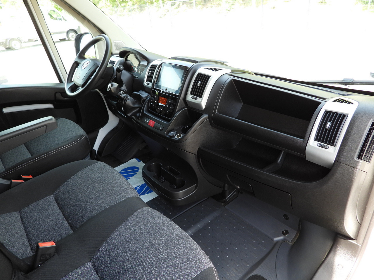 Pressukapelli tavara-auto FIAT DUCATO TARPAULIN 10 PALLETS WEBASTO CRUISE CONTROL AIR CONDITIONING LED LIGHTS PNEUMATICS 160HP: kuva Pressukapelli tavara-auto FIAT DUCATO TARPAULIN 10 PALLETS WEBASTO CRUISE CONTROL AIR CONDITIONING LED LIGHTS PNEUMATICS 160HP Pressukapelli tavara-auto FIAT DUCATO TARPAULIN 10 PALLETS WEBASTO CRUISE CONTROL AIR CONDITIONING LED LIGHTS PNEUMATICS 160HP: kuva Pressukapelli tavara-auto FIAT DUCATO TARPAULIN 10 PALLETS WEBASTO CRUISE CONTROL AIR CONDITIONING LED LIGHTS PNEUMATICS 160HP