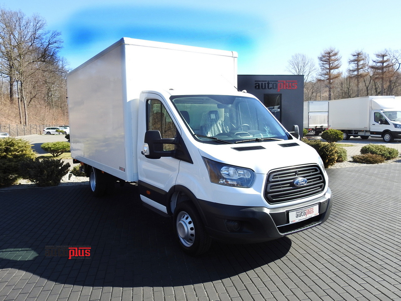 FORD TRANSIT BOX LIFT 8 PALLETS TWIN WHEELS AIR CONDITIONING 130HP - Jakeluauto: kuva FORD TRANSIT BOX LIFT 8 PALLETS TWIN WHEELS AIR CONDITIONING 130HP - Jakeluauto FORD TRANSIT BOX LIFT 8 PALLETS TWIN WHEELS AIR CONDITIONING 130HP - Jakeluauto: kuva FORD TRANSIT BOX LIFT 8 PALLETS TWIN WHEELS AIR CONDITIONING 130HP - Jakeluauto