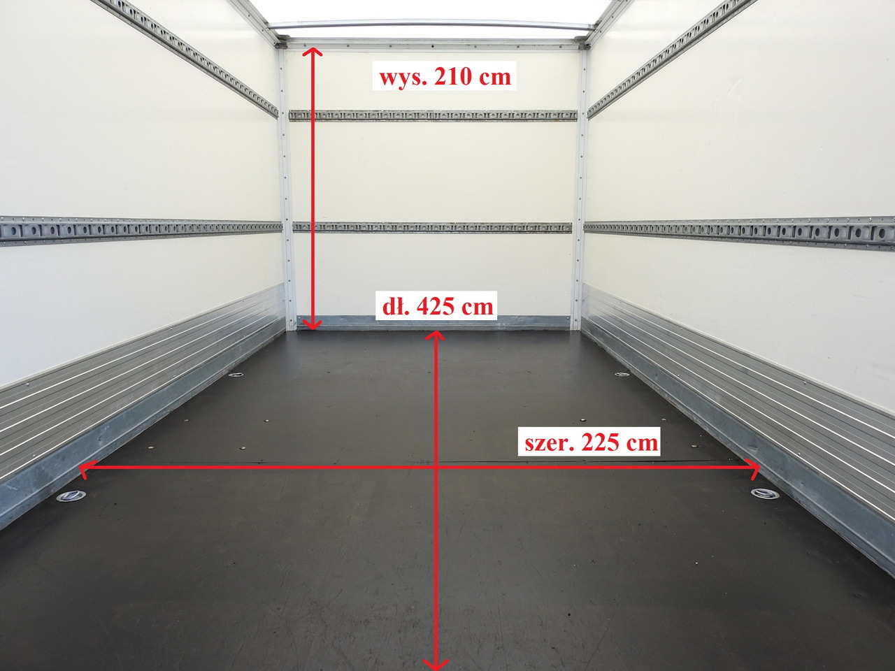 Jakeluauto FORD TRANSIT  BOX LIFT 8 PALLETS TWIN WHEELS AIR CONDITIONING  130HP: kuva Jakeluauto FORD TRANSIT  BOX LIFT 8 PALLETS TWIN WHEELS AIR CONDITIONING  130HP