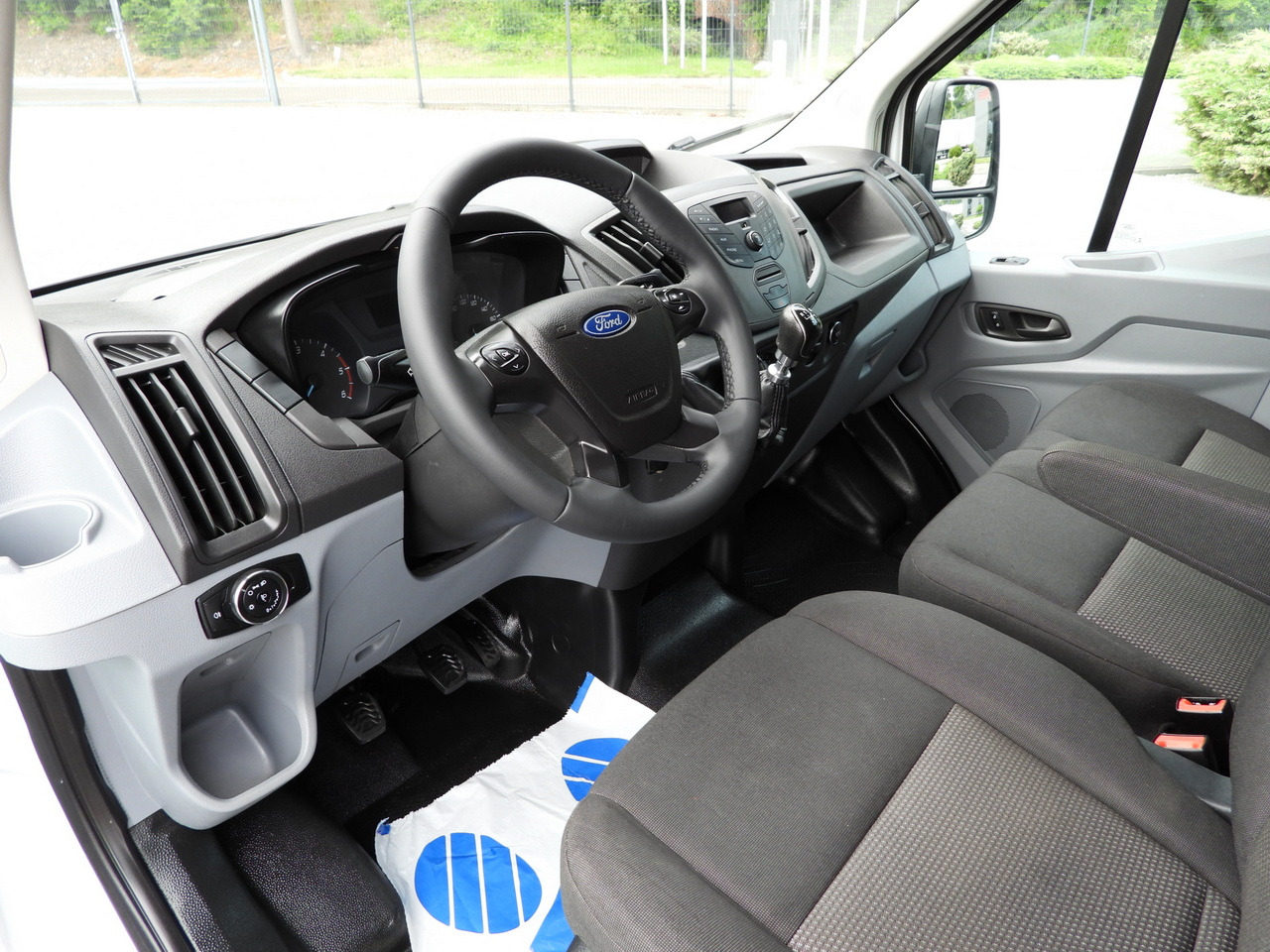 FORD TRANSIT REFRIGERATOR VAN 5*C AIR CONDITIONING 105HP - Kylmäauto: kuva FORD TRANSIT REFRIGERATOR VAN 5*C AIR CONDITIONING 105HP - Kylmäauto FORD TRANSIT REFRIGERATOR VAN 5*C AIR CONDITIONING 105HP - Kylmäauto: kuva FORD TRANSIT REFRIGERATOR VAN 5*C AIR CONDITIONING 105HP - Kylmäauto