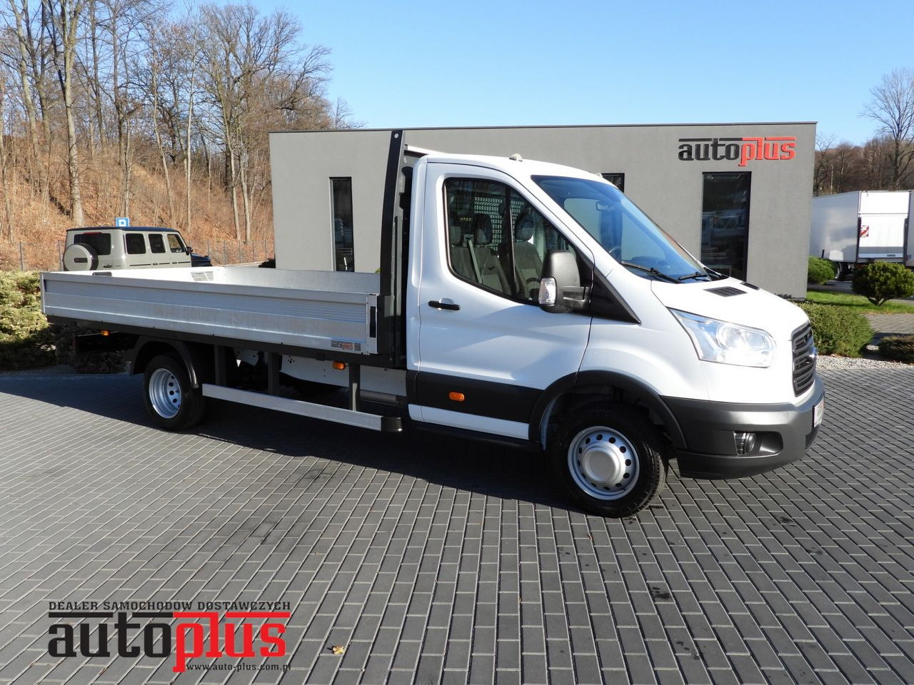 FORD TRANSIT STAKE BODY 8 PALLETS TWIN WHEELS AIR CONDITIONING 155HP - Avolava pakettiauto: kuva FORD TRANSIT STAKE BODY 8 PALLETS TWIN WHEELS AIR CONDITIONING 155HP - Avolava pakettiauto FORD TRANSIT STAKE BODY 8 PALLETS TWIN WHEELS AIR CONDITIONING 155HP - Avolava pakettiauto: kuva FORD TRANSIT STAKE BODY 8 PALLETS TWIN WHEELS AIR CONDITIONING 155HP - Avolava pakettiauto