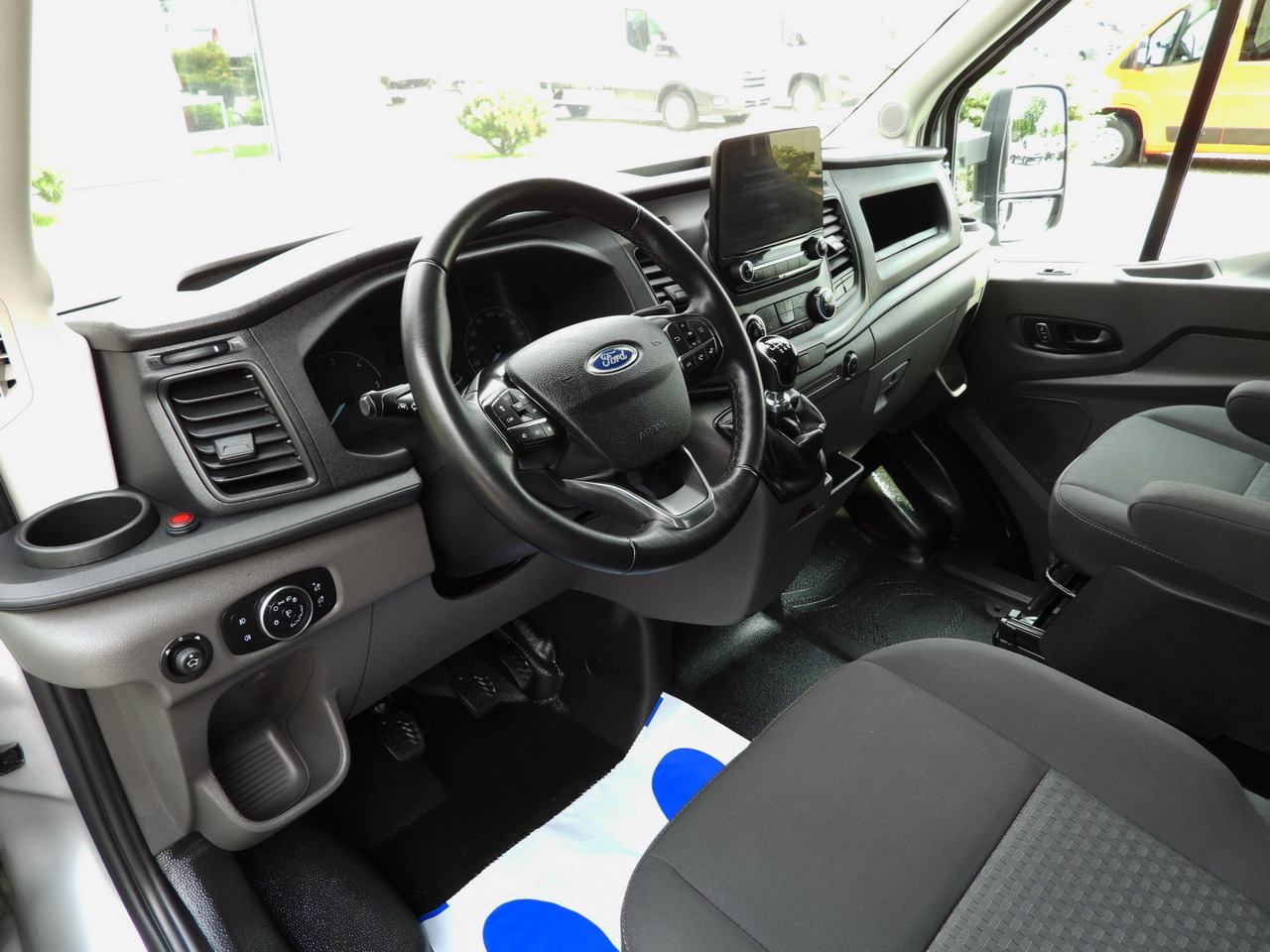 FORD TRANSIT TARPAULIN 10 PALLETS WEBASTO CRUISE CONTROL LED LIGHTS PNEUMATICS AIR CONDITIONING 160HP - Pressukapelli tavara-auto: kuva FORD TRANSIT TARPAULIN 10 PALLETS WEBASTO CRUISE CONTROL LED LIGHTS PNEUMATICS AIR CONDITIONING 160HP - Pressukapelli tavara-auto FORD TRANSIT TARPAULIN 10 PALLETS WEBASTO CRUISE CONTROL LED LIGHTS PNEUMATICS AIR CONDITIONING 160HP - Pressukapelli tavara-auto: kuva FORD TRANSIT TARPAULIN 10 PALLETS WEBASTO CRUISE CONTROL LED LIGHTS PNEUMATICS AIR CONDITIONING 160HP - Pressukapelli tavara-auto