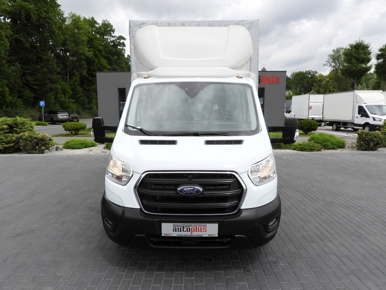FORD TRANSIT TARPAULIN 8 PALLETS CRUISE CONTROL LED LIGHTS TWIN WHEELS AIR CONDITIONING 130HP - Pressukapelli tavara-auto: kuva FORD TRANSIT TARPAULIN 8 PALLETS CRUISE CONTROL LED LIGHTS TWIN WHEELS AIR CONDITIONING 130HP - Pressukapelli tavara-auto FORD TRANSIT TARPAULIN 8 PALLETS CRUISE CONTROL LED LIGHTS TWIN WHEELS AIR CONDITIONING 130HP - Pressukapelli tavara-auto: kuva FORD TRANSIT TARPAULIN 8 PALLETS CRUISE CONTROL LED LIGHTS TWIN WHEELS AIR CONDITIONING 130HP - Pressukapelli tavara-auto