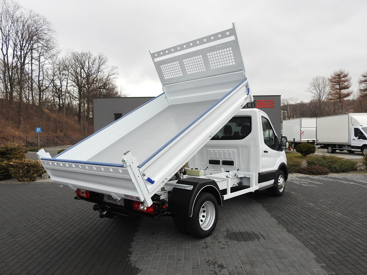 FORD TRANSIT TIPPER LED LIGHTS TWIN WHEELS AIR CONDITIONING 130HP - Kippilava-auto: kuva FORD TRANSIT TIPPER LED LIGHTS TWIN WHEELS AIR CONDITIONING 130HP - Kippilava-auto FORD TRANSIT TIPPER LED LIGHTS TWIN WHEELS AIR CONDITIONING 130HP - Kippilava-auto: kuva FORD TRANSIT TIPPER LED LIGHTS TWIN WHEELS AIR CONDITIONING 130HP - Kippilava-auto