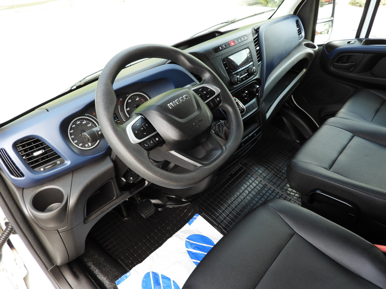 IVECO DAILY 35S14 REFRIGERATOR VAN -10*C POWER SUPPLY 230V CRUISE CONTROL AUTOMATIC TRANSMISSION HI-MATIC AIR CONDITIONING 140HP - Kylmäauto: kuva IVECO DAILY 35S14 REFRIGERATOR VAN -10*C POWER SUPPLY 230V CRUISE CONTROL AUTOMATIC TRANSMISSION HI-MATIC AIR CONDITIONING 140HP - Kylmäauto IVECO DAILY 35S14 REFRIGERATOR VAN -10*C POWER SUPPLY 230V CRUISE CONTROL AUTOMATIC TRANSMISSION HI-MATIC AIR CONDITIONING 140HP - Kylmäauto: kuva IVECO DAILY 35S14 REFRIGERATOR VAN -10*C POWER SUPPLY 230V CRUISE CONTROL AUTOMATIC TRANSMISSION HI-MATIC AIR CONDITIONING 140HP - Kylmäauto