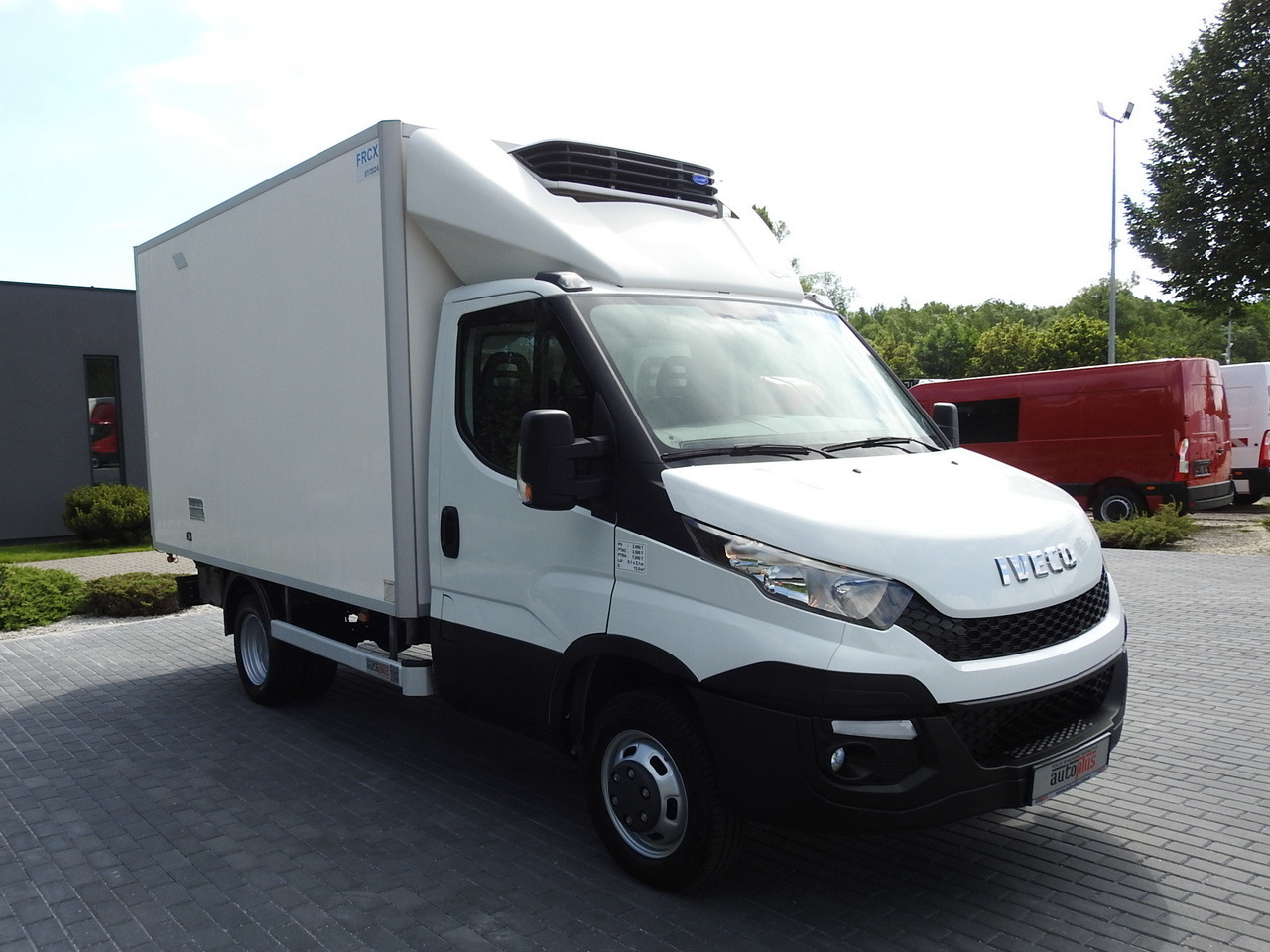 IVECO DAILY 35S15 REGRIGERATOR BOX -12*C 8 PALLETS CRUISE CONTROL TWIN WHEELS AIR CONDITIONING 150HP - Kylmäauto: kuva IVECO DAILY 35S15 REGRIGERATOR BOX -12*C 8 PALLETS CRUISE CONTROL TWIN WHEELS AIR CONDITIONING 150HP - Kylmäauto IVECO DAILY 35S15 REGRIGERATOR BOX -12*C 8 PALLETS CRUISE CONTROL TWIN WHEELS AIR CONDITIONING 150HP - Kylmäauto: kuva IVECO DAILY 35S15 REGRIGERATOR BOX -12*C 8 PALLETS CRUISE CONTROL TWIN WHEELS AIR CONDITIONING 150HP - Kylmäauto