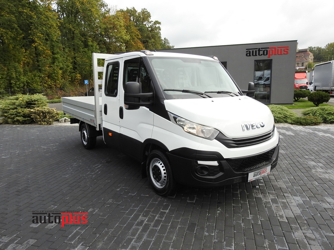 IVECO DAILY 35S15 STAKE BODY DOUBLE CABIN DOKA 7 SEATS AIR CONDITIONING 150HP - Jatko-ohjaamo kevyt kuorma-auto: kuva IVECO DAILY 35S15 STAKE BODY DOUBLE CABIN DOKA 7 SEATS AIR CONDITIONING 150HP - Jatko-ohjaamo kevyt kuorma-auto IVECO DAILY 35S15 STAKE BODY DOUBLE CABIN DOKA 7 SEATS AIR CONDITIONING 150HP - Jatko-ohjaamo kevyt kuorma-auto: kuva IVECO DAILY 35S15 STAKE BODY DOUBLE CABIN DOKA 7 SEATS AIR CONDITIONING 150HP - Jatko-ohjaamo kevyt kuorma-auto