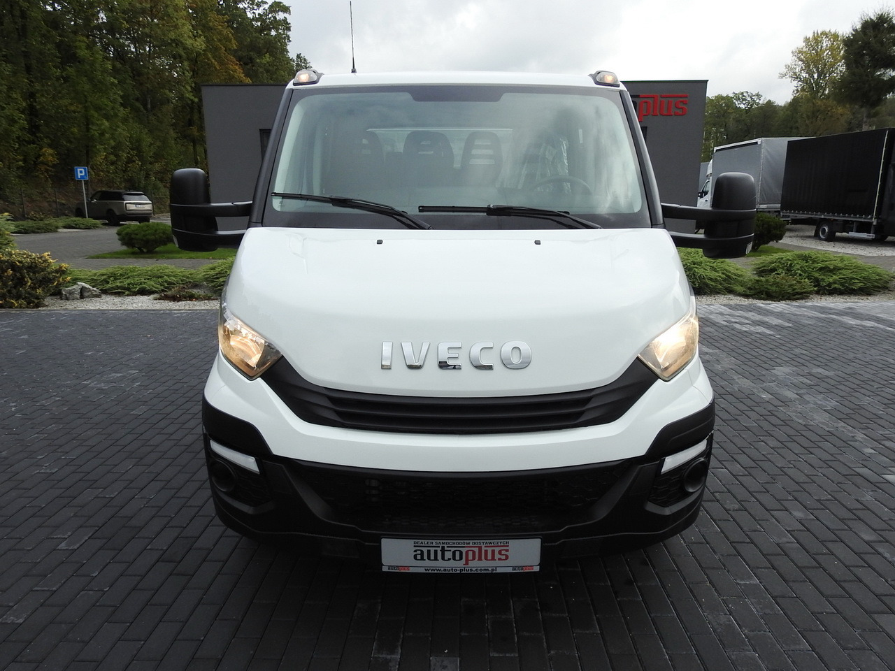 IVECO DAILY 35S15 STAKE BODY DOUBLE CABIN DOKA 7 SEATS AIR CONDITIONING 150HP - Jatko-ohjaamo kevyt kuorma-auto: kuva IVECO DAILY 35S15 STAKE BODY DOUBLE CABIN DOKA 7 SEATS AIR CONDITIONING 150HP - Jatko-ohjaamo kevyt kuorma-auto IVECO DAILY 35S15 STAKE BODY DOUBLE CABIN DOKA 7 SEATS AIR CONDITIONING 150HP - Jatko-ohjaamo kevyt kuorma-auto: kuva IVECO DAILY 35S15 STAKE BODY DOUBLE CABIN DOKA 7 SEATS AIR CONDITIONING 150HP - Jatko-ohjaamo kevyt kuorma-auto