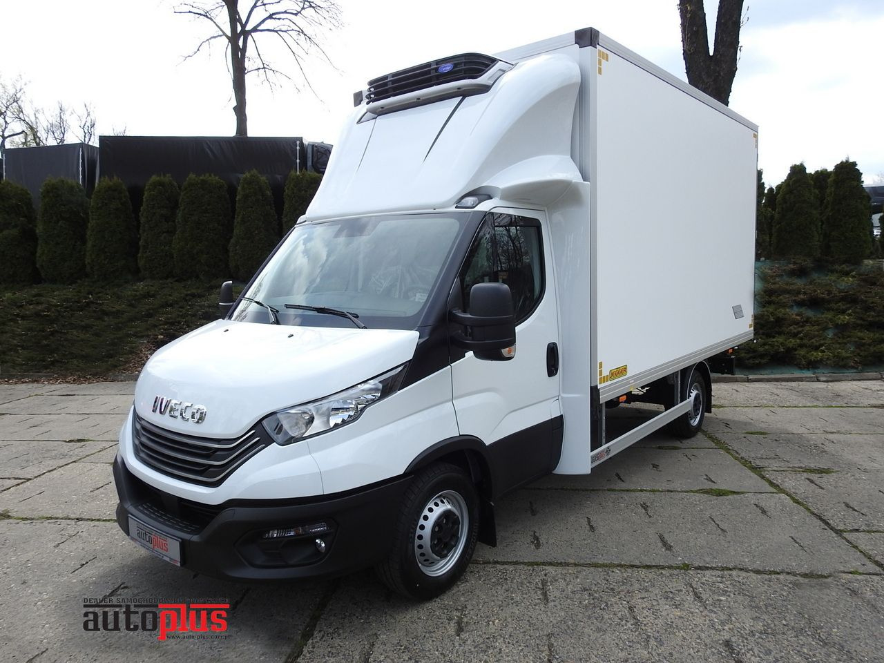 IVECO DAILY 35S16 NEW REGRIGERATOR BOX -10*C 8 PALLETS HEATING FUNCTION POWER SUPPLY 230V CRUISE CONTROL AIR CONDITIONING 160HP - Kylmäauto: kuva IVECO DAILY 35S16 NEW REGRIGERATOR BOX -10*C 8 PALLETS HEATING FUNCTION POWER SUPPLY 230V CRUISE CONTROL AIR CONDITIONING 160HP - Kylmäauto IVECO DAILY 35S16 NEW REGRIGERATOR BOX -10*C 8 PALLETS HEATING FUNCTION POWER SUPPLY 230V CRUISE CONTROL AIR CONDITIONING 160HP - Kylmäauto: kuva IVECO DAILY 35S16 NEW REGRIGERATOR BOX -10*C 8 PALLETS HEATING FUNCTION POWER SUPPLY 230V CRUISE CONTROL AIR CONDITIONING 160HP - Kylmäauto