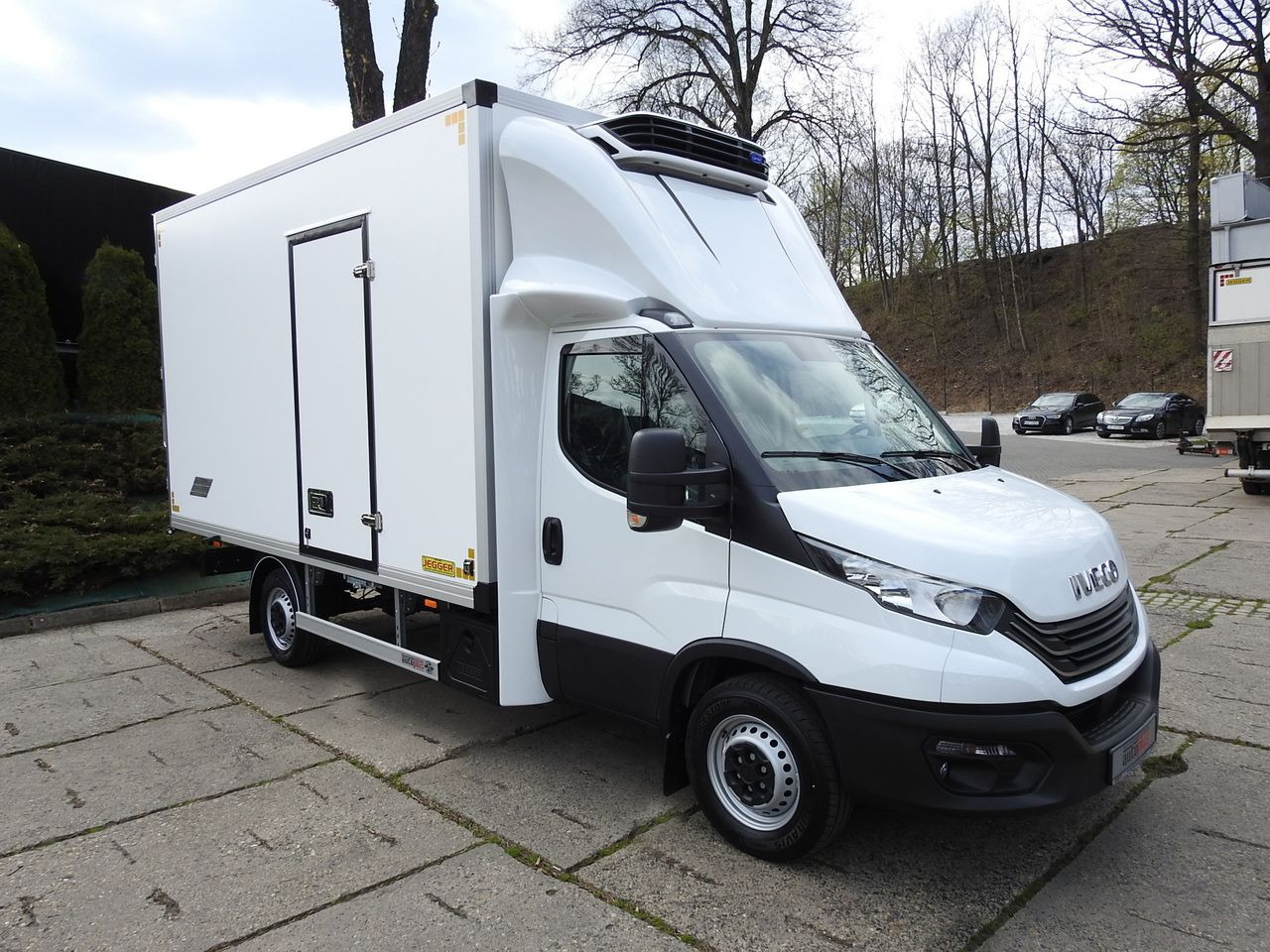 IVECO DAILY 35S16 NEW REGRIGERATOR BOX -10*C 8 PALLETS HEATING FUNCTION POWER SUPPLY 230V CRUISE CONTROL AIR CONDITIONING 160HP - Kylmäauto: kuva IVECO DAILY 35S16 NEW REGRIGERATOR BOX -10*C 8 PALLETS HEATING FUNCTION POWER SUPPLY 230V CRUISE CONTROL AIR CONDITIONING 160HP - Kylmäauto IVECO DAILY 35S16 NEW REGRIGERATOR BOX -10*C 8 PALLETS HEATING FUNCTION POWER SUPPLY 230V CRUISE CONTROL AIR CONDITIONING 160HP - Kylmäauto: kuva IVECO DAILY 35S16 NEW REGRIGERATOR BOX -10*C 8 PALLETS HEATING FUNCTION POWER SUPPLY 230V CRUISE CONTROL AIR CONDITIONING 160HP - Kylmäauto