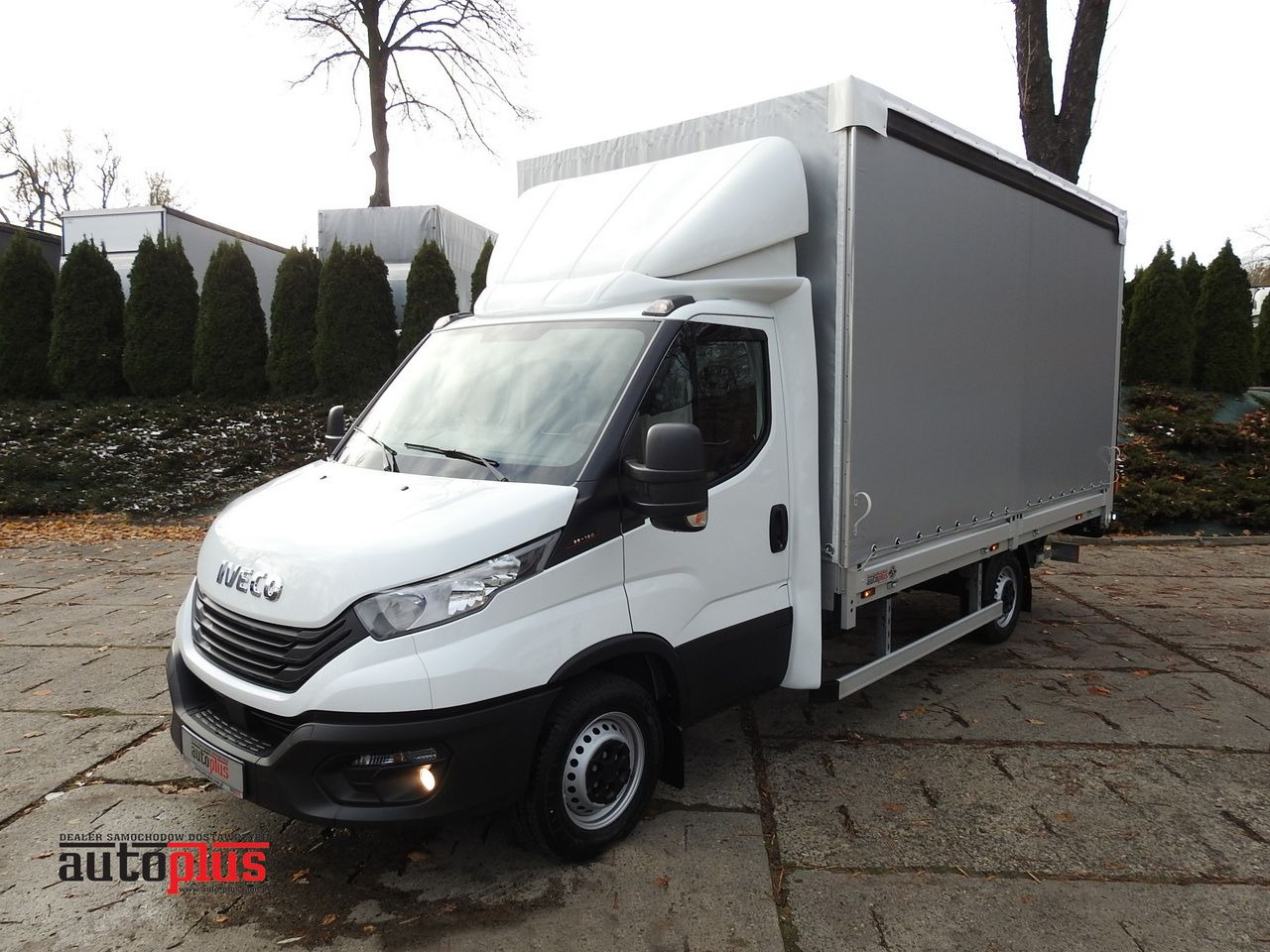 IVECO DAILY 35S16 NEW TARPAULIN LIFT 8 PALLETS CRUISE CONTROL AIR CONDITIONING 160HP - Pressukapelli tavara-auto: kuva IVECO DAILY 35S16 NEW TARPAULIN LIFT 8 PALLETS CRUISE CONTROL AIR CONDITIONING 160HP - Pressukapelli tavara-auto IVECO DAILY 35S16 NEW TARPAULIN LIFT 8 PALLETS CRUISE CONTROL AIR CONDITIONING 160HP - Pressukapelli tavara-auto: kuva IVECO DAILY 35S16 NEW TARPAULIN LIFT 8 PALLETS CRUISE CONTROL AIR CONDITIONING 160HP - Pressukapelli tavara-auto