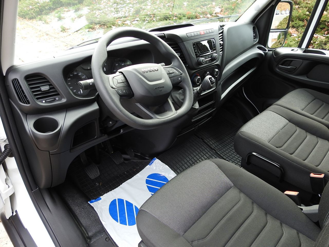 IVECO DAILY 35S16 NEW TARPAULIN LIFT 8 PALLETS CRUISE CONTROL AIR CONDITIONING 160HP - Pressukapelli tavara-auto: kuva IVECO DAILY 35S16 NEW TARPAULIN LIFT 8 PALLETS CRUISE CONTROL AIR CONDITIONING 160HP - Pressukapelli tavara-auto IVECO DAILY 35S16 NEW TARPAULIN LIFT 8 PALLETS CRUISE CONTROL AIR CONDITIONING 160HP - Pressukapelli tavara-auto: kuva IVECO DAILY 35S16 NEW TARPAULIN LIFT 8 PALLETS CRUISE CONTROL AIR CONDITIONING 160HP - Pressukapelli tavara-auto