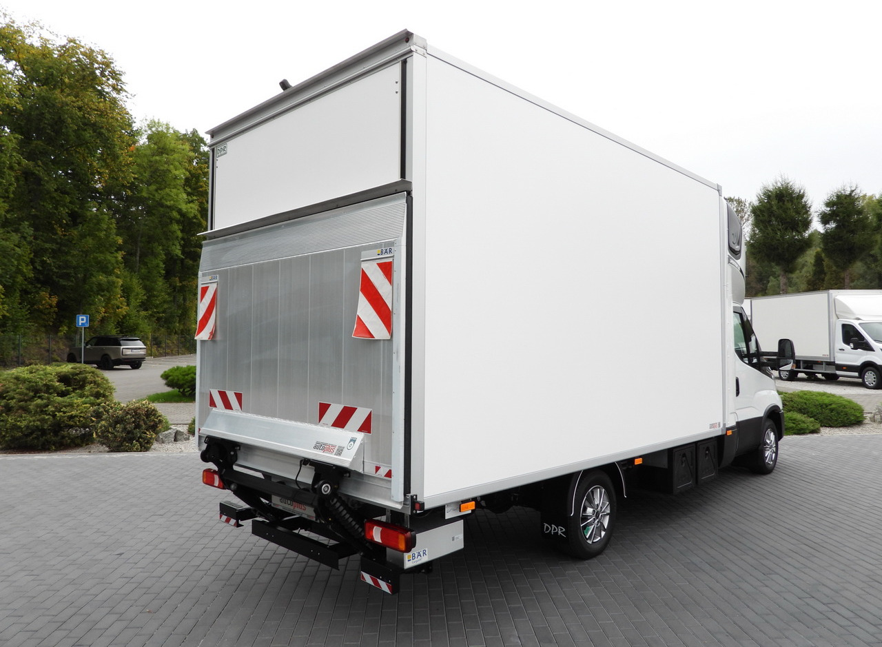 IVECO DAILY 35S18 BOX HI-MATIC LIFT 8 PALLETS CRUISE CONTROL NAVIGATION LED LIGHTS PNEUMATICS AUTOMATIC TRANSMISSION HI-MATIC AIR CONDITIONING 180HP - Jakeluauto: kuva IVECO DAILY 35S18 BOX HI-MATIC LIFT 8 PALLETS CRUISE CONTROL NAVIGATION LED LIGHTS PNEUMATICS AUTOMATIC TRANSMISSION HI-MATIC AIR CONDITIONING 180HP - Jakeluauto IVECO DAILY 35S18 BOX HI-MATIC LIFT 8 PALLETS CRUISE CONTROL NAVIGATION LED LIGHTS PNEUMATICS AUTOMATIC TRANSMISSION HI-MATIC AIR CONDITIONING 180HP - Jakeluauto: kuva IVECO DAILY 35S18 BOX HI-MATIC LIFT 8 PALLETS CRUISE CONTROL NAVIGATION LED LIGHTS PNEUMATICS AUTOMATIC TRANSMISSION HI-MATIC AIR CONDITIONING 180HP - Jakeluauto