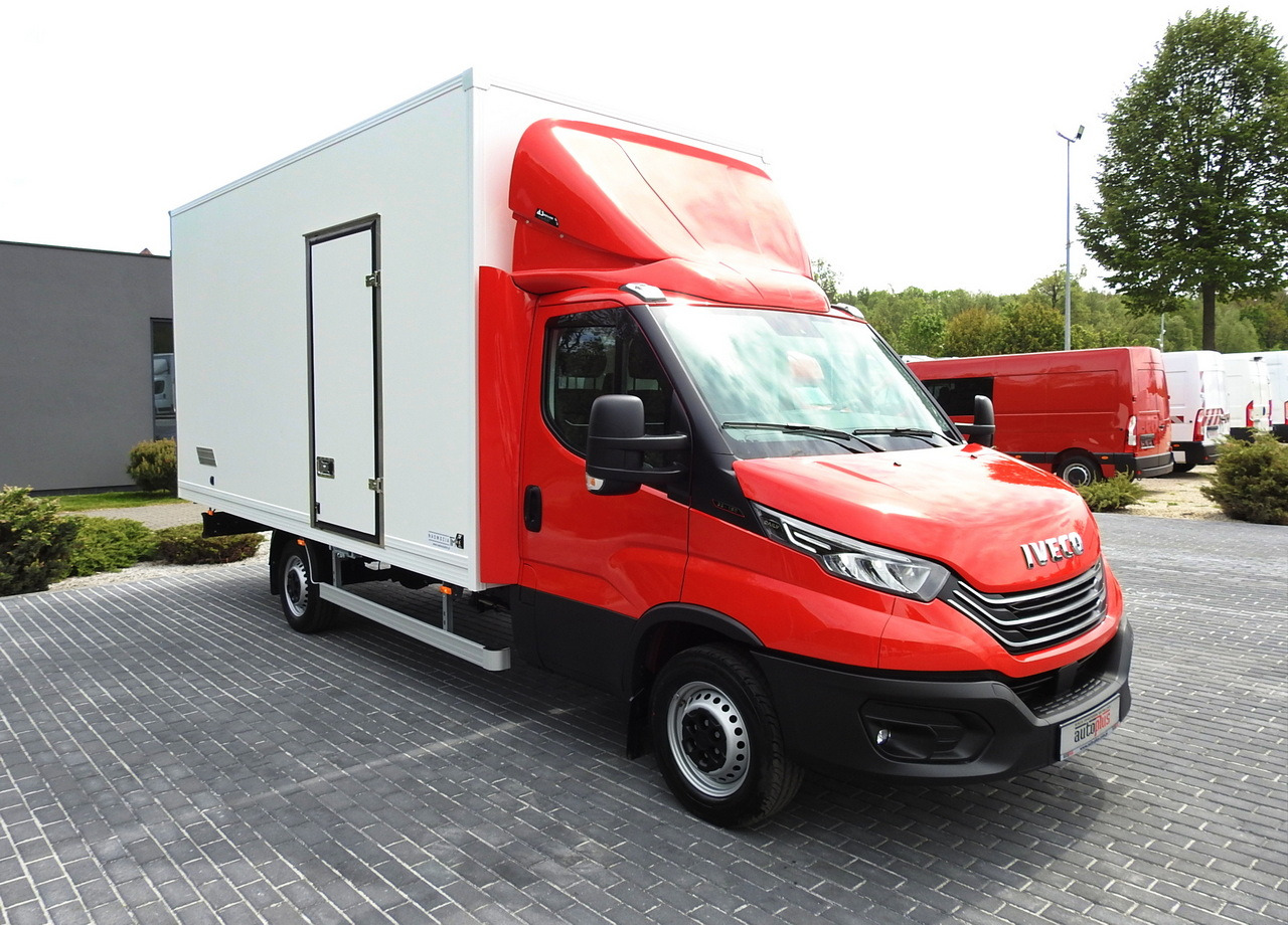 IVECO DAILY 35S18 NEW BOX 10 PALLETS CRUISE CONTROL NAVIGATION AIR CONDITIONING LED LIGHTS GUARANTEE 180HP - Jakeluauto: kuva IVECO DAILY 35S18 NEW BOX 10 PALLETS CRUISE CONTROL NAVIGATION AIR CONDITIONING LED LIGHTS GUARANTEE 180HP - Jakeluauto IVECO DAILY 35S18 NEW BOX 10 PALLETS CRUISE CONTROL NAVIGATION AIR CONDITIONING LED LIGHTS GUARANTEE 180HP - Jakeluauto: kuva IVECO DAILY 35S18 NEW BOX 10 PALLETS CRUISE CONTROL NAVIGATION AIR CONDITIONING LED LIGHTS GUARANTEE 180HP - Jakeluauto