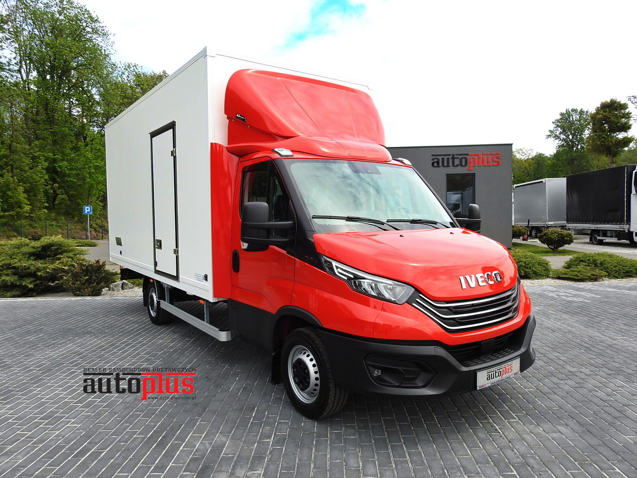 IVECO DAILY 35S18 NEW BOX 10 PALLETS CRUISE CONTROL NAVIGATION AIR CONDITIONING LED LIGHTS GUARANTEE 180HP - Jakeluauto: kuva IVECO DAILY 35S18 NEW BOX 10 PALLETS CRUISE CONTROL NAVIGATION AIR CONDITIONING LED LIGHTS GUARANTEE 180HP - Jakeluauto IVECO DAILY 35S18 NEW BOX 10 PALLETS CRUISE CONTROL NAVIGATION AIR CONDITIONING LED LIGHTS GUARANTEE 180HP - Jakeluauto: kuva IVECO DAILY 35S18 NEW BOX 10 PALLETS CRUISE CONTROL NAVIGATION AIR CONDITIONING LED LIGHTS GUARANTEE 180HP - Jakeluauto