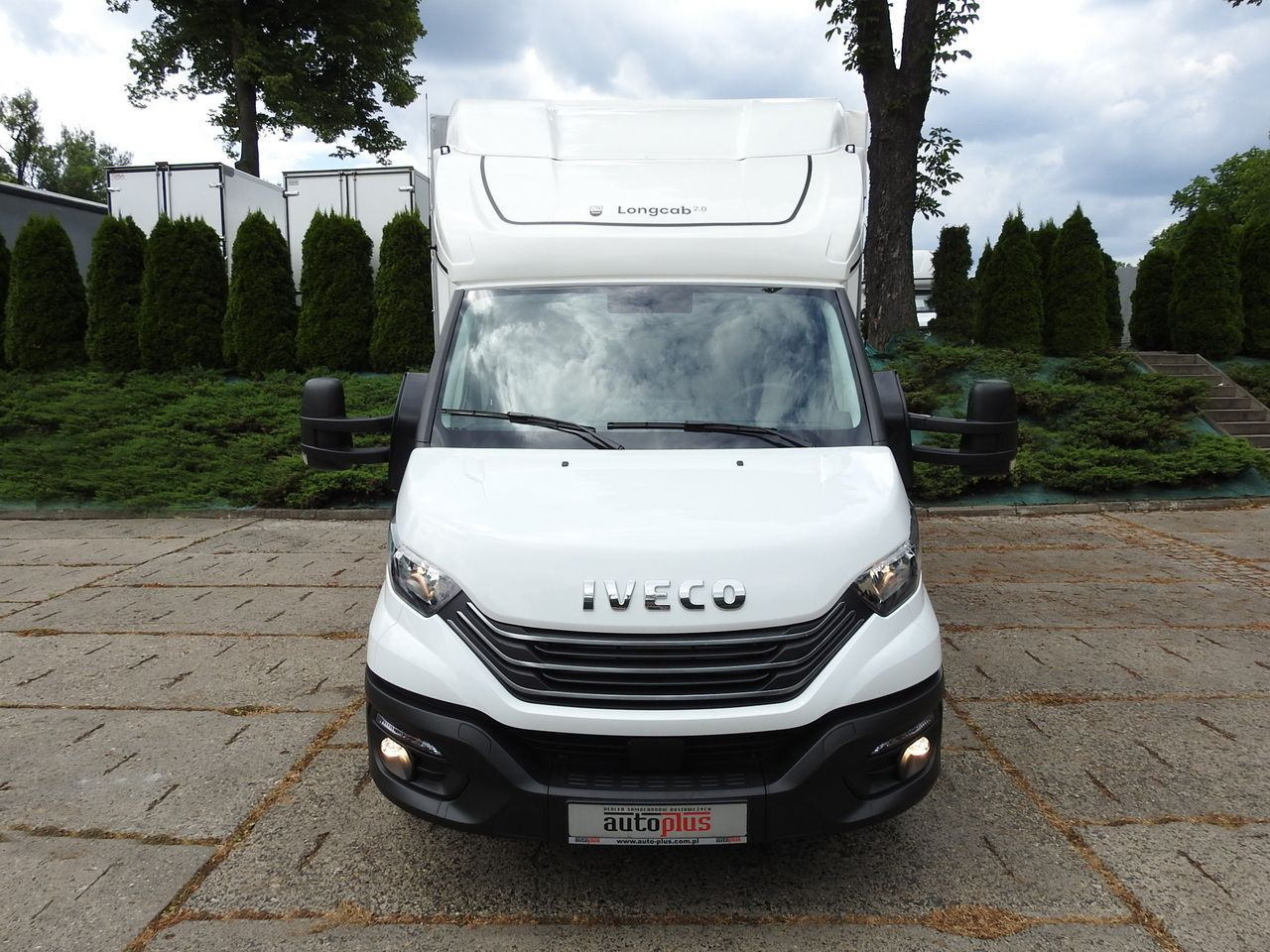 IVECO DAILY 35S18 NEW TARPAULIN WEBASTO CRUISE CONTROL AIR CONDITIONING 180HP - Pressukapelli tavara-auto: kuva IVECO DAILY 35S18 NEW TARPAULIN WEBASTO CRUISE CONTROL AIR CONDITIONING 180HP - Pressukapelli tavara-auto IVECO DAILY 35S18 NEW TARPAULIN WEBASTO CRUISE CONTROL AIR CONDITIONING 180HP - Pressukapelli tavara-auto: kuva IVECO DAILY 35S18 NEW TARPAULIN WEBASTO CRUISE CONTROL AIR CONDITIONING 180HP - Pressukapelli tavara-auto