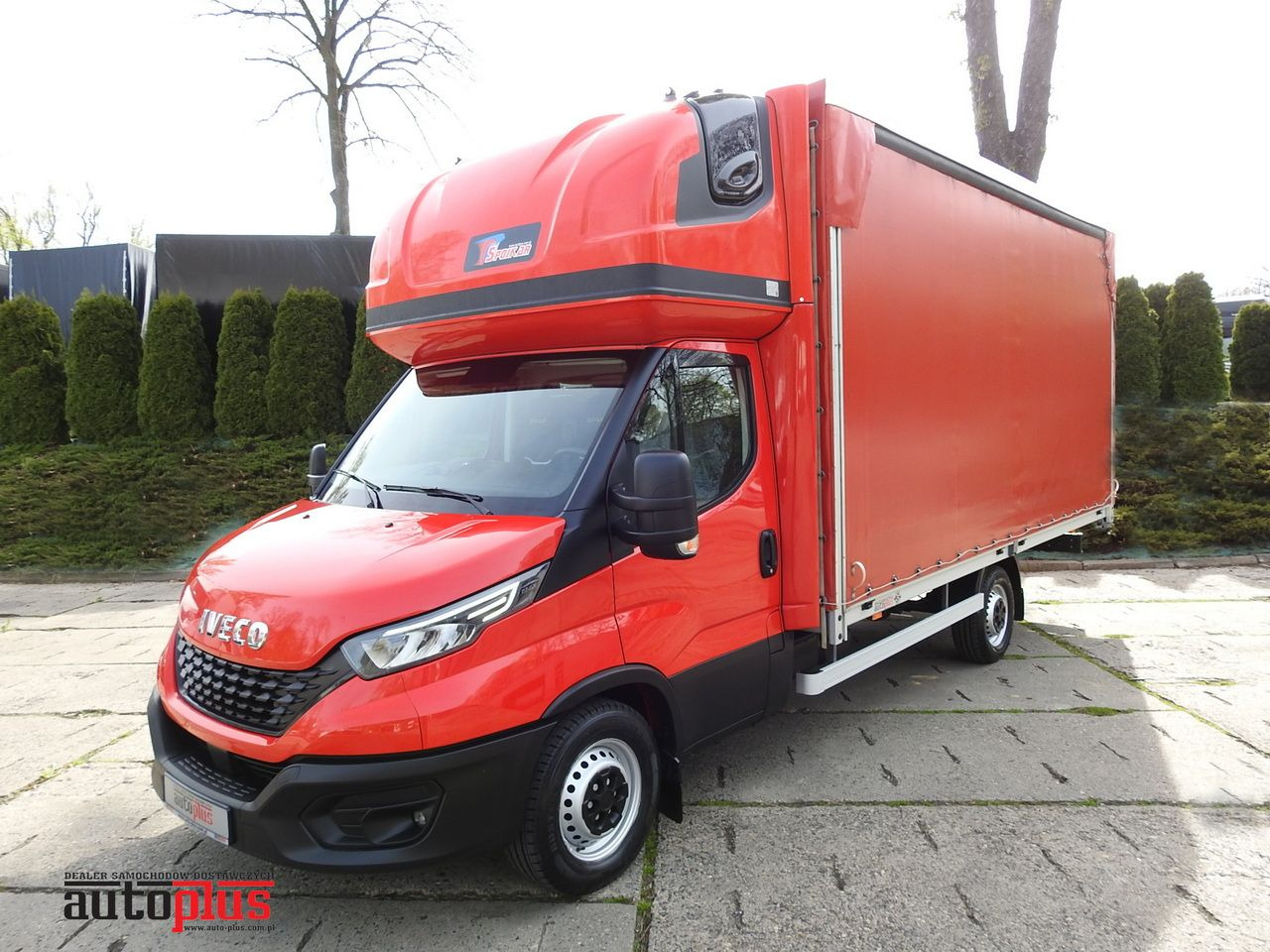 IVECO DAILY 35S18 TARPAULIN 10 PALLETS WEBASTO CRUISE CONTROL LED LIGHTS AIR CONDITIONING 180HP - Pressukapelli tavara-auto: kuva IVECO DAILY 35S18 TARPAULIN 10 PALLETS WEBASTO CRUISE CONTROL LED LIGHTS AIR CONDITIONING 180HP - Pressukapelli tavara-auto IVECO DAILY 35S18 TARPAULIN 10 PALLETS WEBASTO CRUISE CONTROL LED LIGHTS AIR CONDITIONING 180HP - Pressukapelli tavara-auto: kuva IVECO DAILY 35S18 TARPAULIN 10 PALLETS WEBASTO CRUISE CONTROL LED LIGHTS AIR CONDITIONING 180HP - Pressukapelli tavara-auto