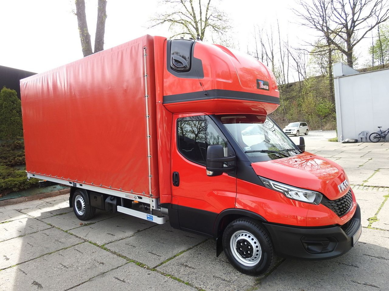 IVECO DAILY 35S18 TARPAULIN 10 PALLETS WEBASTO CRUISE CONTROL LED LIGHTS AIR CONDITIONING 180HP - Pressukapelli tavara-auto: kuva IVECO DAILY 35S18 TARPAULIN 10 PALLETS WEBASTO CRUISE CONTROL LED LIGHTS AIR CONDITIONING 180HP - Pressukapelli tavara-auto IVECO DAILY 35S18 TARPAULIN 10 PALLETS WEBASTO CRUISE CONTROL LED LIGHTS AIR CONDITIONING 180HP - Pressukapelli tavara-auto: kuva IVECO DAILY 35S18 TARPAULIN 10 PALLETS WEBASTO CRUISE CONTROL LED LIGHTS AIR CONDITIONING 180HP - Pressukapelli tavara-auto