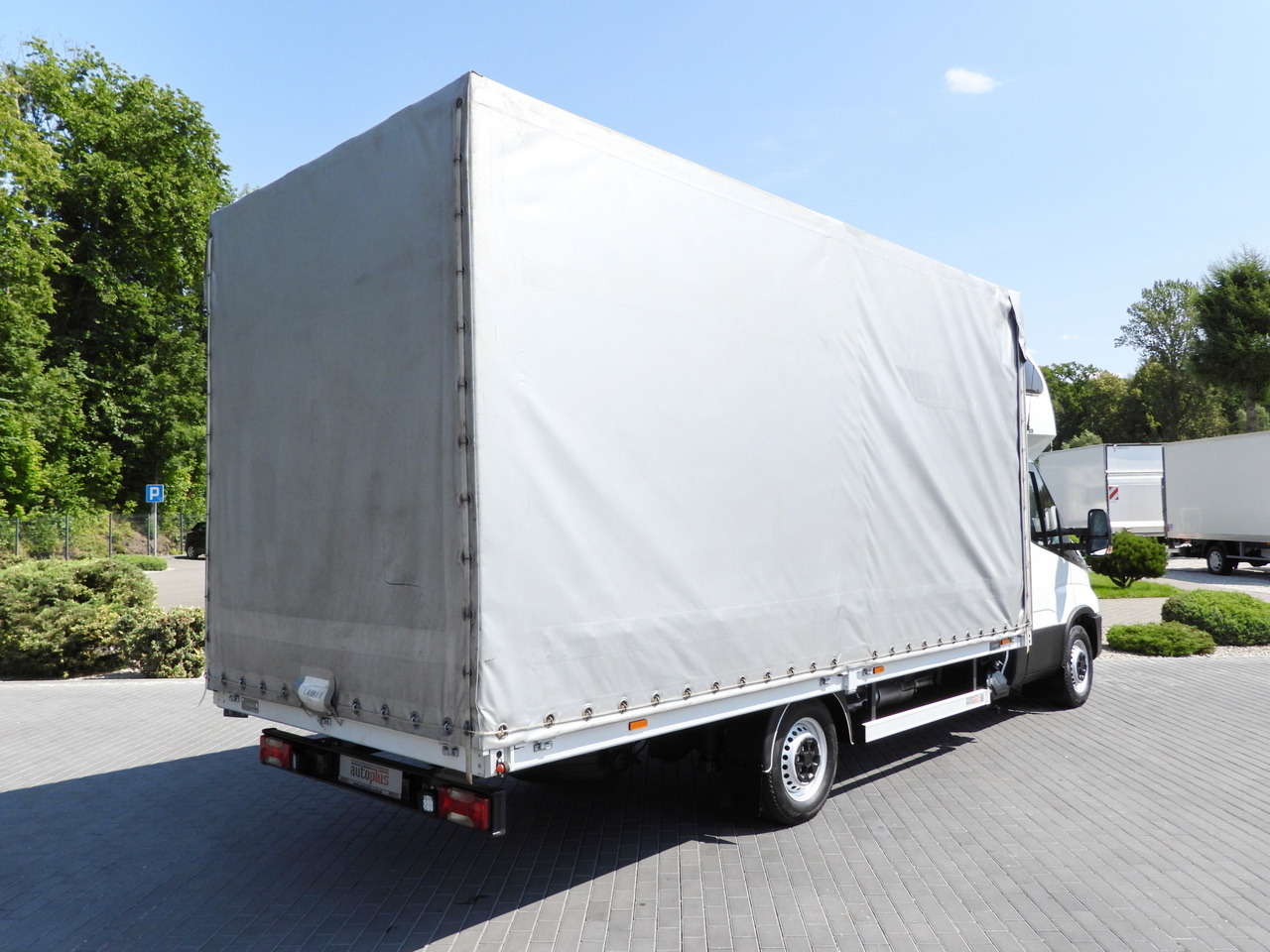 IVECO DAILY 35S18 TARPAULIN 10 PALLETS WEBASTO CRUISE CONTROL LED LIGHTS PNEUMATICS AIR CONDITIONING 180HP - Pressukapelli tavara-auto: kuva IVECO DAILY 35S18 TARPAULIN 10 PALLETS WEBASTO CRUISE CONTROL LED LIGHTS PNEUMATICS AIR CONDITIONING 180HP - Pressukapelli tavara-auto IVECO DAILY 35S18 TARPAULIN 10 PALLETS WEBASTO CRUISE CONTROL LED LIGHTS PNEUMATICS AIR CONDITIONING 180HP - Pressukapelli tavara-auto: kuva IVECO DAILY 35S18 TARPAULIN 10 PALLETS WEBASTO CRUISE CONTROL LED LIGHTS PNEUMATICS AIR CONDITIONING 180HP - Pressukapelli tavara-auto