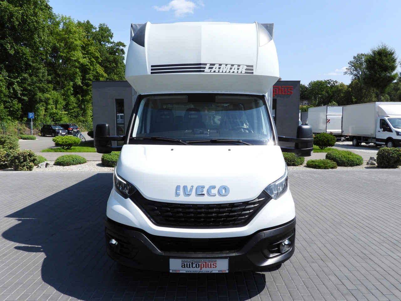 IVECO DAILY 35S18 TARPAULIN 10 PALLETS WEBASTO CRUISE CONTROL LED LIGHTS PNEUMATICS AIR CONDITIONING 180HP - Pressukapelli tavara-auto: kuva IVECO DAILY 35S18 TARPAULIN 10 PALLETS WEBASTO CRUISE CONTROL LED LIGHTS PNEUMATICS AIR CONDITIONING 180HP - Pressukapelli tavara-auto IVECO DAILY 35S18 TARPAULIN 10 PALLETS WEBASTO CRUISE CONTROL LED LIGHTS PNEUMATICS AIR CONDITIONING 180HP - Pressukapelli tavara-auto: kuva IVECO DAILY 35S18 TARPAULIN 10 PALLETS WEBASTO CRUISE CONTROL LED LIGHTS PNEUMATICS AIR CONDITIONING 180HP - Pressukapelli tavara-auto