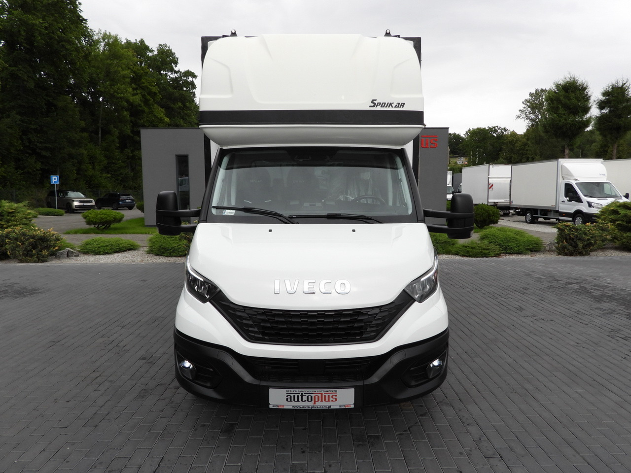 IVECO DAILY 35S18 TARPAULIN 10 PALLETS WEBASTO CRUISE CONTROL NAVIGATION LED LIGHTS AIR CONDITIONING 180HP - Pressukapelli tavara-auto: kuva IVECO DAILY 35S18 TARPAULIN 10 PALLETS WEBASTO CRUISE CONTROL NAVIGATION LED LIGHTS AIR CONDITIONING 180HP - Pressukapelli tavara-auto IVECO DAILY 35S18 TARPAULIN 10 PALLETS WEBASTO CRUISE CONTROL NAVIGATION LED LIGHTS AIR CONDITIONING 180HP - Pressukapelli tavara-auto: kuva IVECO DAILY 35S18 TARPAULIN 10 PALLETS WEBASTO CRUISE CONTROL NAVIGATION LED LIGHTS AIR CONDITIONING 180HP - Pressukapelli tavara-auto