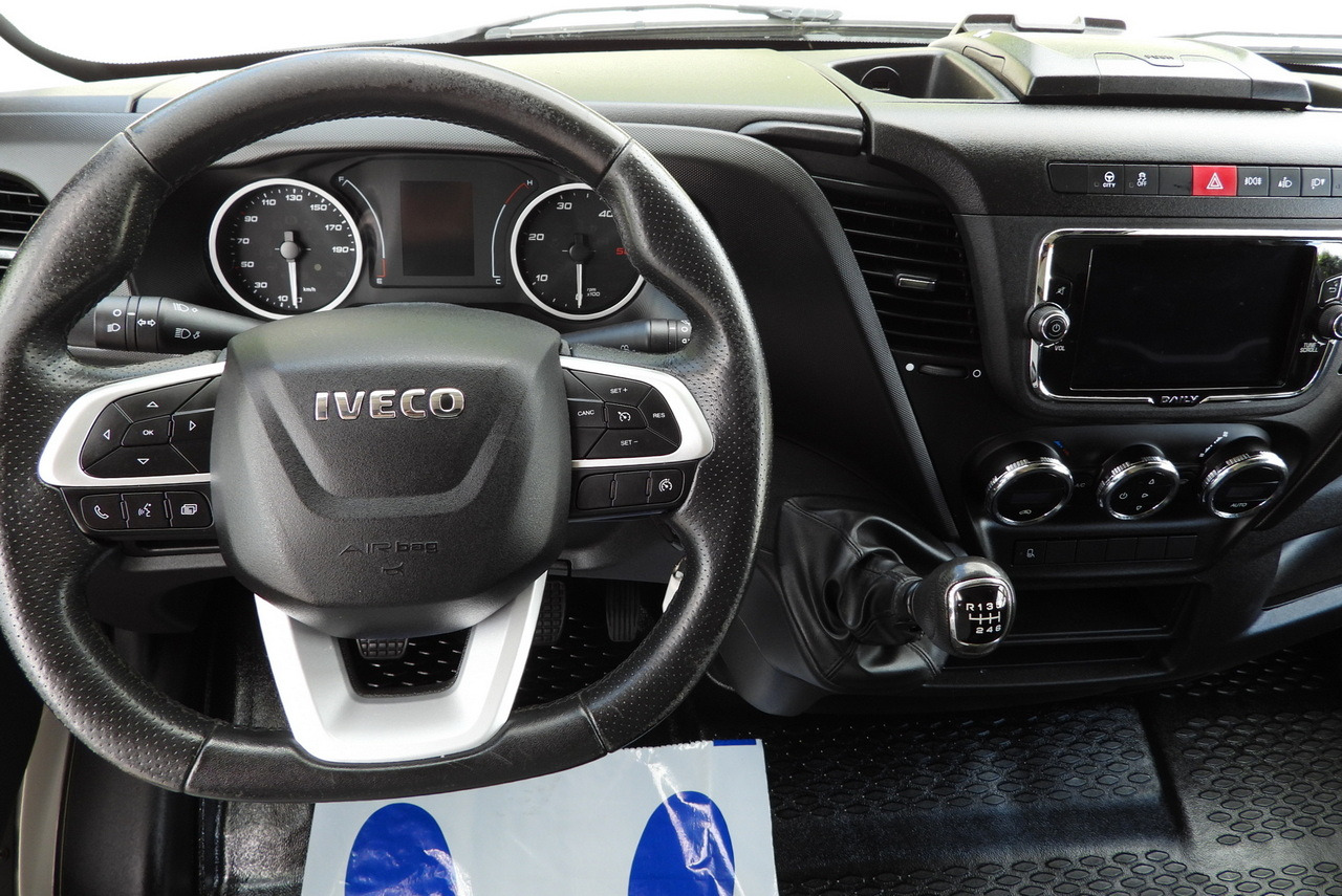 Pressukapelli tavara-auto IVECO DAILY 35S18 TARPAULIN 10 PALLETS WEBASTO CRUISE CONTROL NAVIGATION LED LIGHTS AIR CONDITIONING 180HP: kuva Pressukapelli tavara-auto IVECO DAILY 35S18 TARPAULIN 10 PALLETS WEBASTO CRUISE CONTROL NAVIGATION LED LIGHTS AIR CONDITIONING 180HP Pressukapelli tavara-auto IVECO DAILY 35S18 TARPAULIN 10 PALLETS WEBASTO CRUISE CONTROL NAVIGATION LED LIGHTS AIR CONDITIONING 180HP: kuva Pressukapelli tavara-auto IVECO DAILY 35S18 TARPAULIN 10 PALLETS WEBASTO CRUISE CONTROL NAVIGATION LED LIGHTS AIR CONDITIONING 180HP