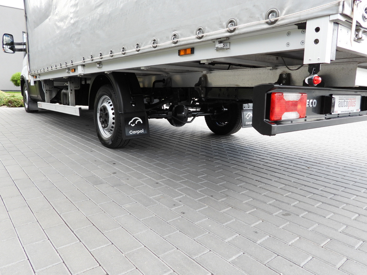 Pressukapelli tavara-auto IVECO DAILY 35S18 TARPAULIN 10 PALLETS WEBASTO CRUISE CONTROL NAVIGATION LED LIGHTS AIR CONDITIONING 180HP: kuva Pressukapelli tavara-auto IVECO DAILY 35S18 TARPAULIN 10 PALLETS WEBASTO CRUISE CONTROL NAVIGATION LED LIGHTS AIR CONDITIONING 180HP Pressukapelli tavara-auto IVECO DAILY 35S18 TARPAULIN 10 PALLETS WEBASTO CRUISE CONTROL NAVIGATION LED LIGHTS AIR CONDITIONING 180HP: kuva Pressukapelli tavara-auto IVECO DAILY 35S18 TARPAULIN 10 PALLETS WEBASTO CRUISE CONTROL NAVIGATION LED LIGHTS AIR CONDITIONING 180HP