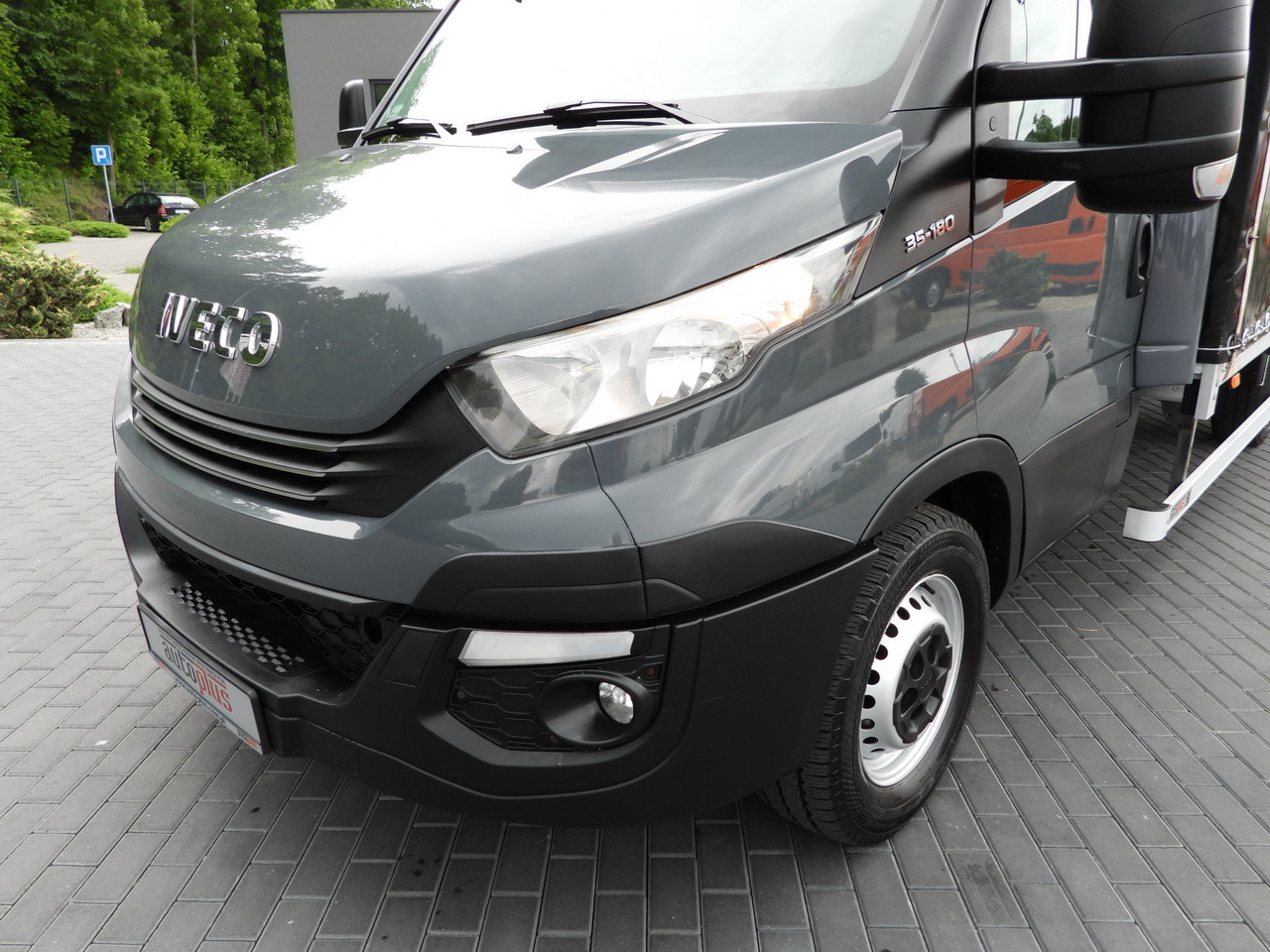Pressukapelli tavara-auto IVECO DAILY 35S18 TARPAULIN 10 PALLETS WEBASTO CRUISE CONTROL PNEUMATICS AUTOMATIC TRANSMISSION HI-MATIC AIR CONDITIONING  180HP: kuva Pressukapelli tavara-auto IVECO DAILY 35S18 TARPAULIN 10 PALLETS WEBASTO CRUISE CONTROL PNEUMATICS AUTOMATIC TRANSMISSION HI-MATIC AIR CONDITIONING  180HP