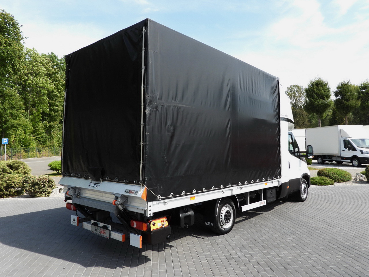 IVECO DAILY 35S18 TARPAULIN LIFT 8 PALLETS CRUISE CONTROL AIR CONDITIONING 180HP - Pressukapelli tavara-auto: kuva IVECO DAILY 35S18 TARPAULIN LIFT 8 PALLETS CRUISE CONTROL AIR CONDITIONING 180HP - Pressukapelli tavara-auto IVECO DAILY 35S18 TARPAULIN LIFT 8 PALLETS CRUISE CONTROL AIR CONDITIONING 180HP - Pressukapelli tavara-auto: kuva IVECO DAILY 35S18 TARPAULIN LIFT 8 PALLETS CRUISE CONTROL AIR CONDITIONING 180HP - Pressukapelli tavara-auto