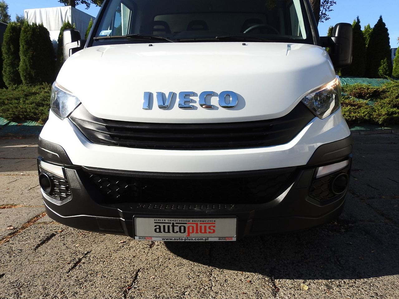 IVECO DAILY 35S18 TARPAULIN LIFT 8 PALLETS CRUISE CONTROL AIR CONDITIONING 180HP - Pressukapelli tavara-auto: kuva IVECO DAILY 35S18 TARPAULIN LIFT 8 PALLETS CRUISE CONTROL AIR CONDITIONING 180HP - Pressukapelli tavara-auto IVECO DAILY 35S18 TARPAULIN LIFT 8 PALLETS CRUISE CONTROL AIR CONDITIONING 180HP - Pressukapelli tavara-auto: kuva IVECO DAILY 35S18 TARPAULIN LIFT 8 PALLETS CRUISE CONTROL AIR CONDITIONING 180HP - Pressukapelli tavara-auto