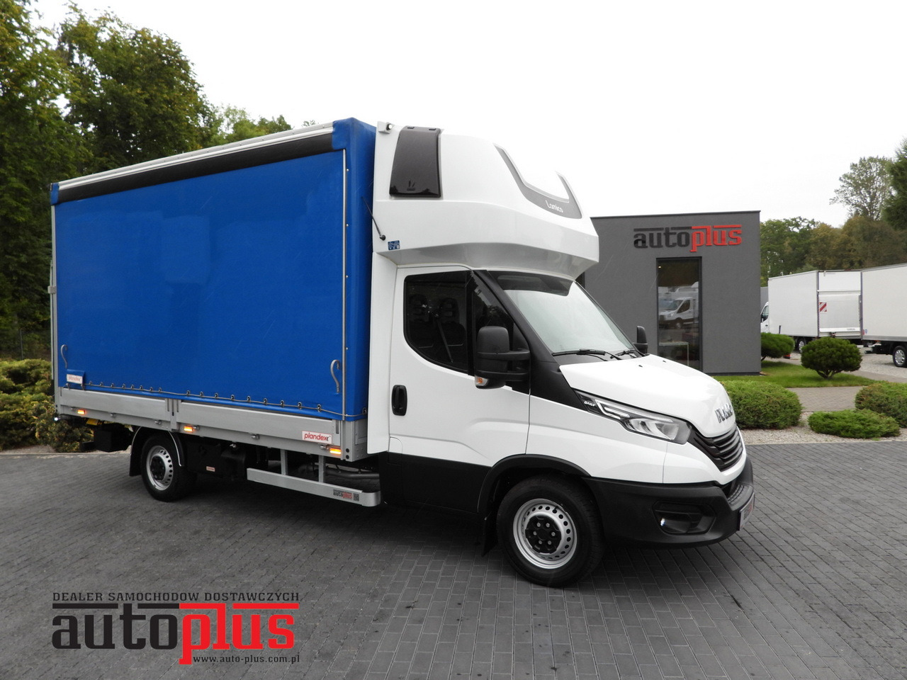 IVECO DAILY 35S18 TARPAULIN LIFT 8 PALLETS WEBASTO CRUISE CONTROL LED LIGHTS AIR CONDITIONING 180HP - Pressukapelli tavara-auto: kuva IVECO DAILY 35S18 TARPAULIN LIFT 8 PALLETS WEBASTO CRUISE CONTROL LED LIGHTS AIR CONDITIONING 180HP - Pressukapelli tavara-auto IVECO DAILY 35S18 TARPAULIN LIFT 8 PALLETS WEBASTO CRUISE CONTROL LED LIGHTS AIR CONDITIONING 180HP - Pressukapelli tavara-auto: kuva IVECO DAILY 35S18 TARPAULIN LIFT 8 PALLETS WEBASTO CRUISE CONTROL LED LIGHTS AIR CONDITIONING 180HP - Pressukapelli tavara-auto
